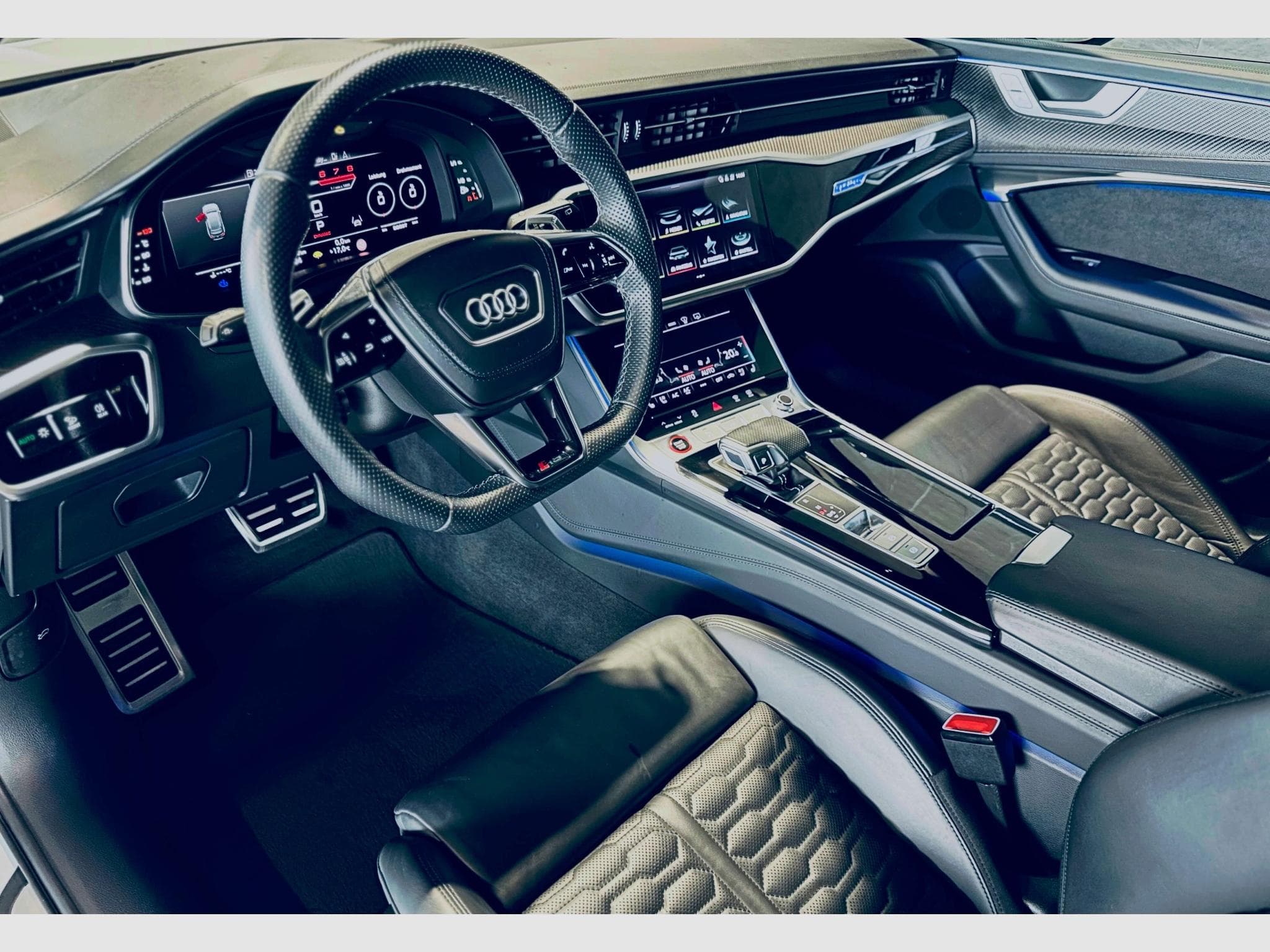 Audi RS6 RS6 AVANT PERFORMANCE QUATTRO TIPTRONIC (2024) - Photo 6