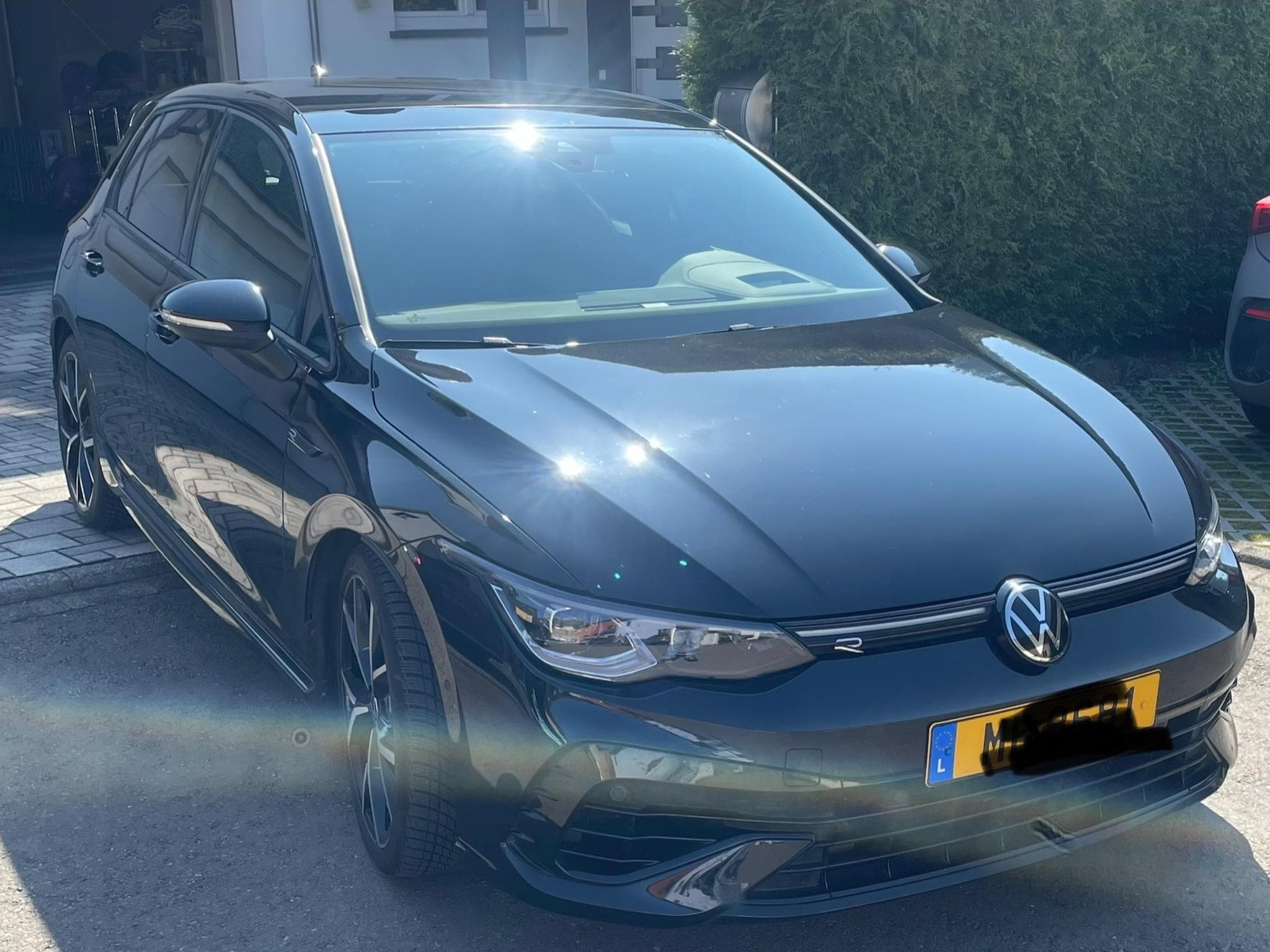 VW Golf R (2024) - Photo 1
