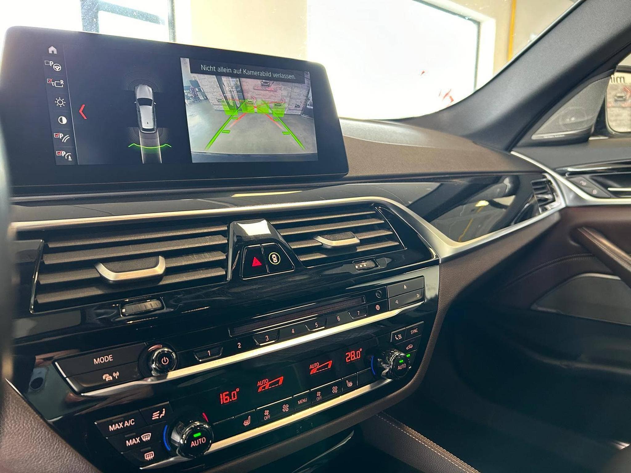 BMW 540 d xDrive M Sport (2018) - Photo 2