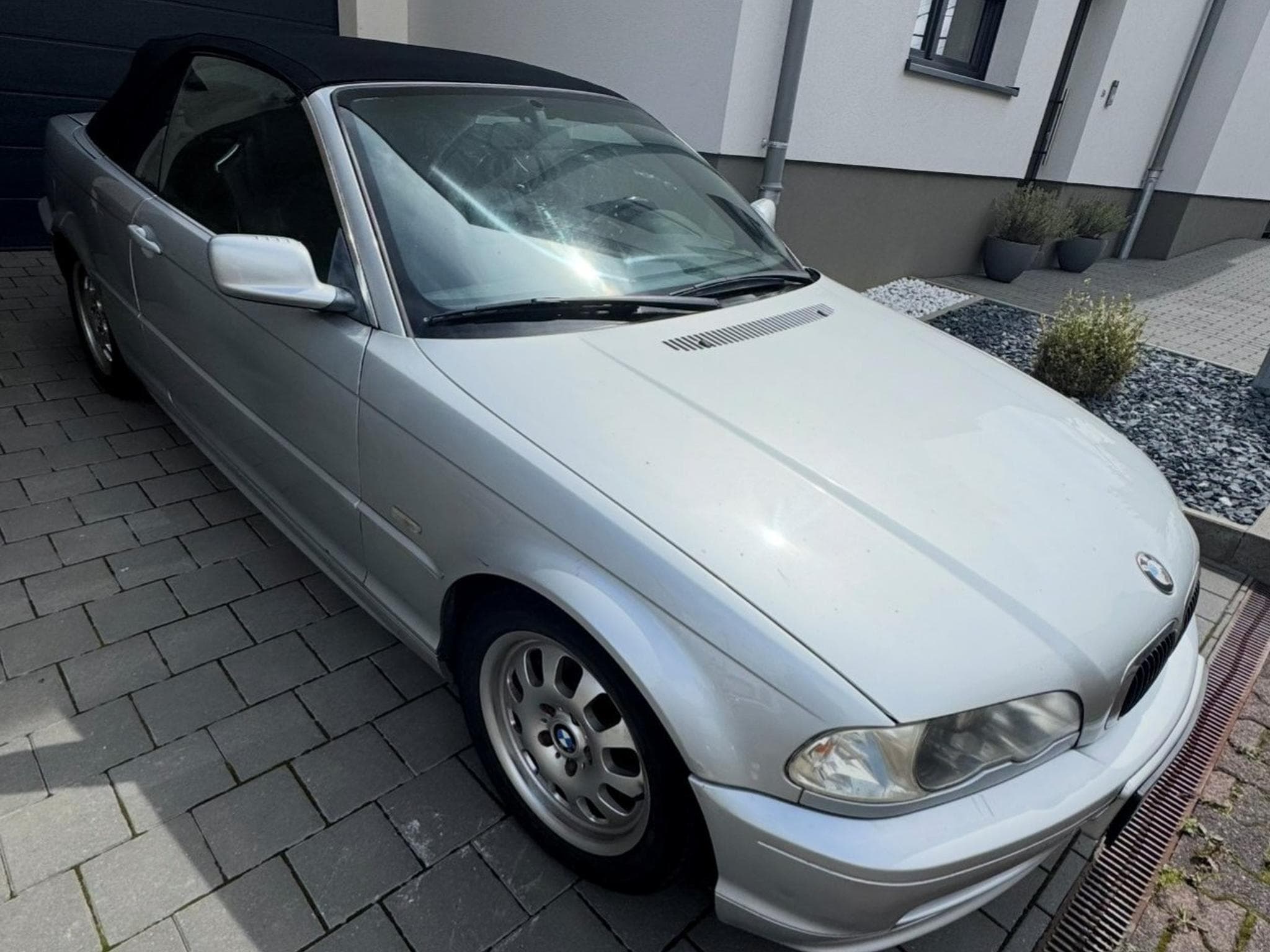 BMW 323 E46 (2000) - Photo 3