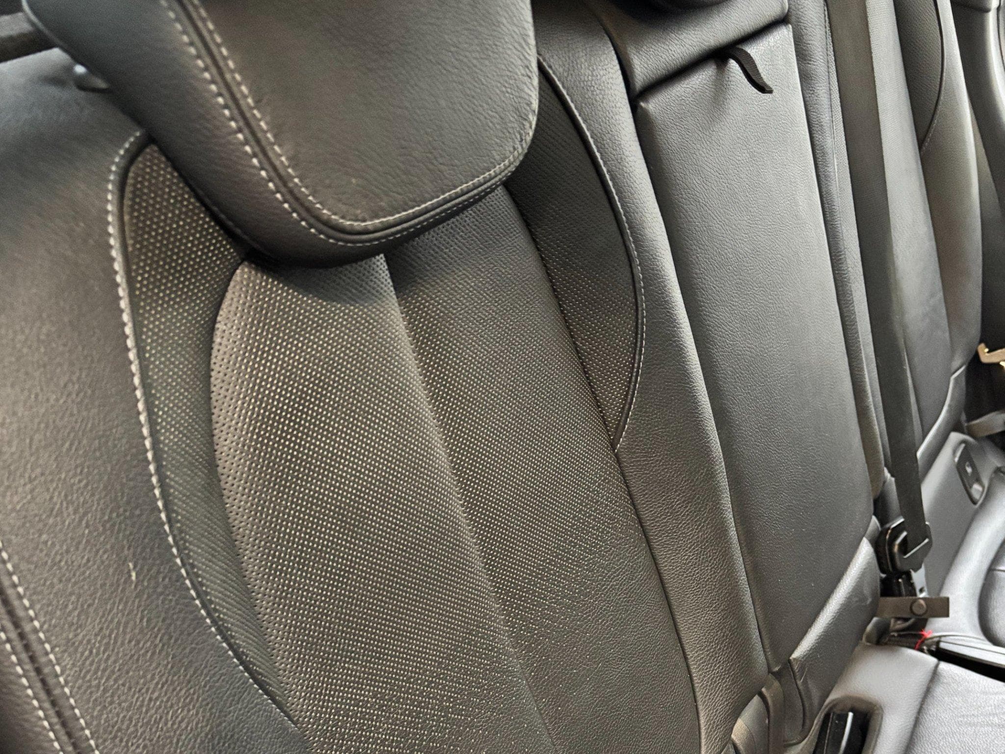 BMW X1 sDrive16d SUV (2016) - Photo 8
