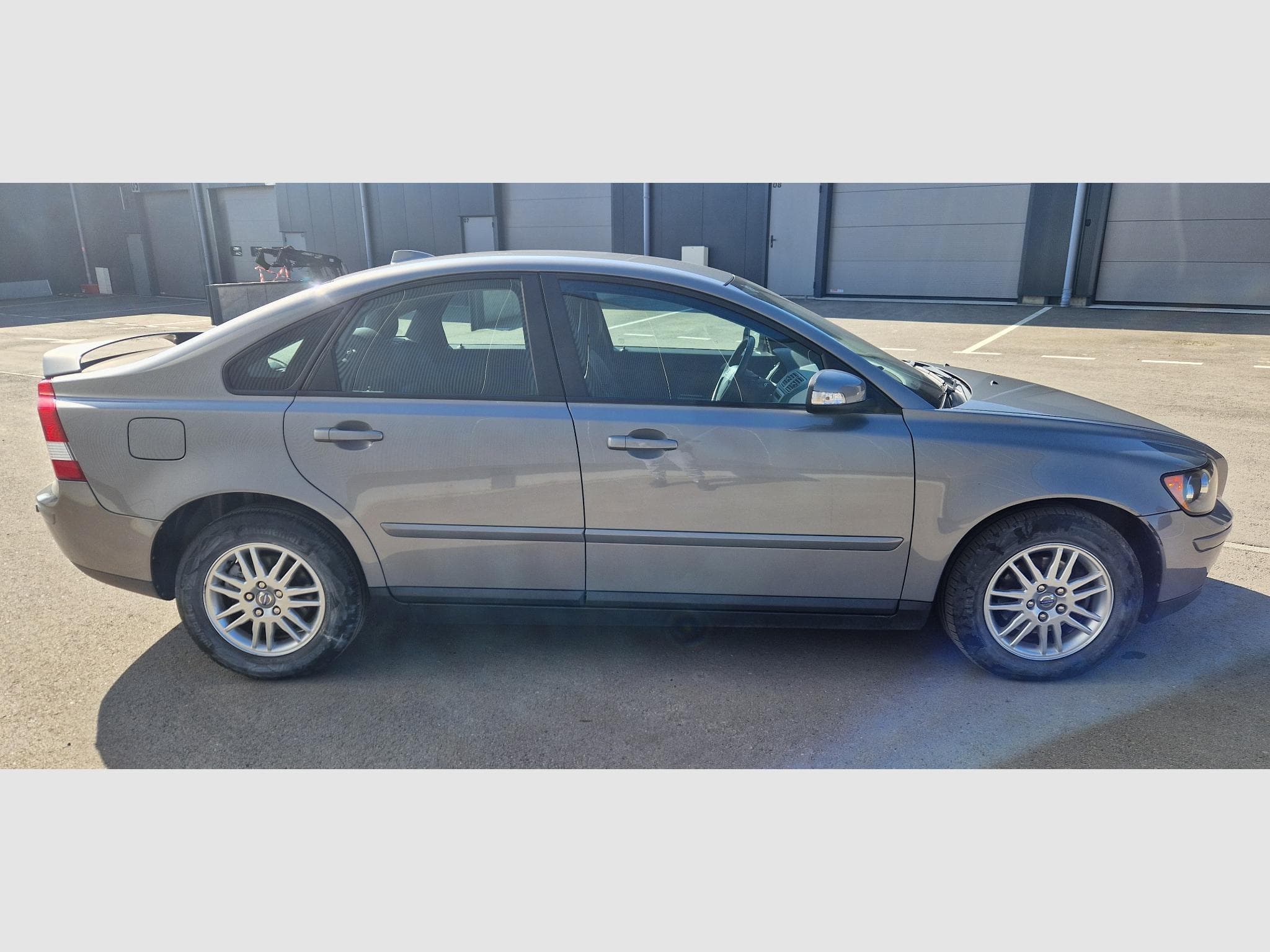 Volvo S40 II 1.6D 110CH Summum Edrive (2007) - Photo 6