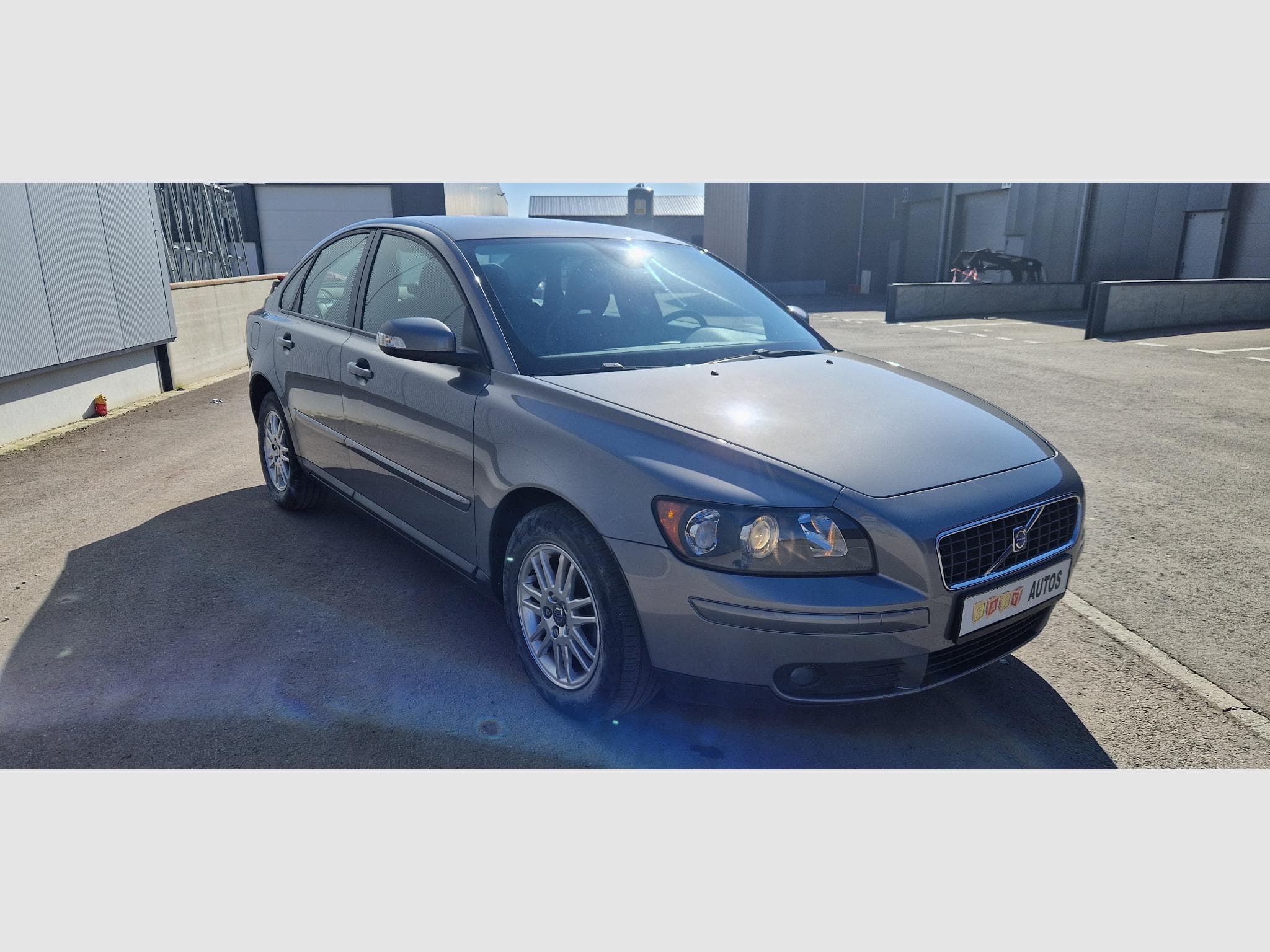 Volvo S40 II 1.6D 110CH Summum Edrive (2007) - Photo 7