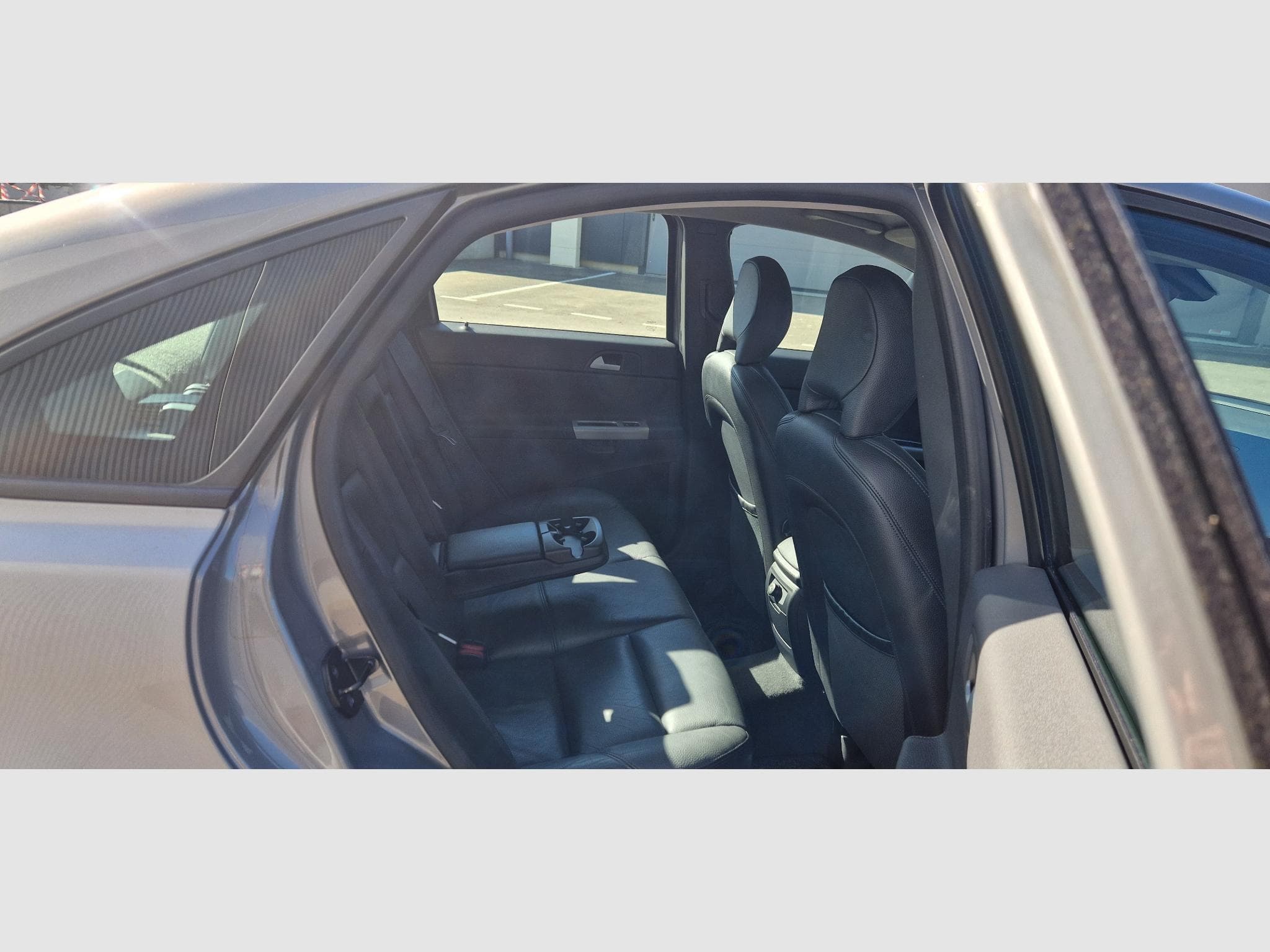 Volvo S40 II 1.6D 110CH Summum Edrive (2007) - Photo 12