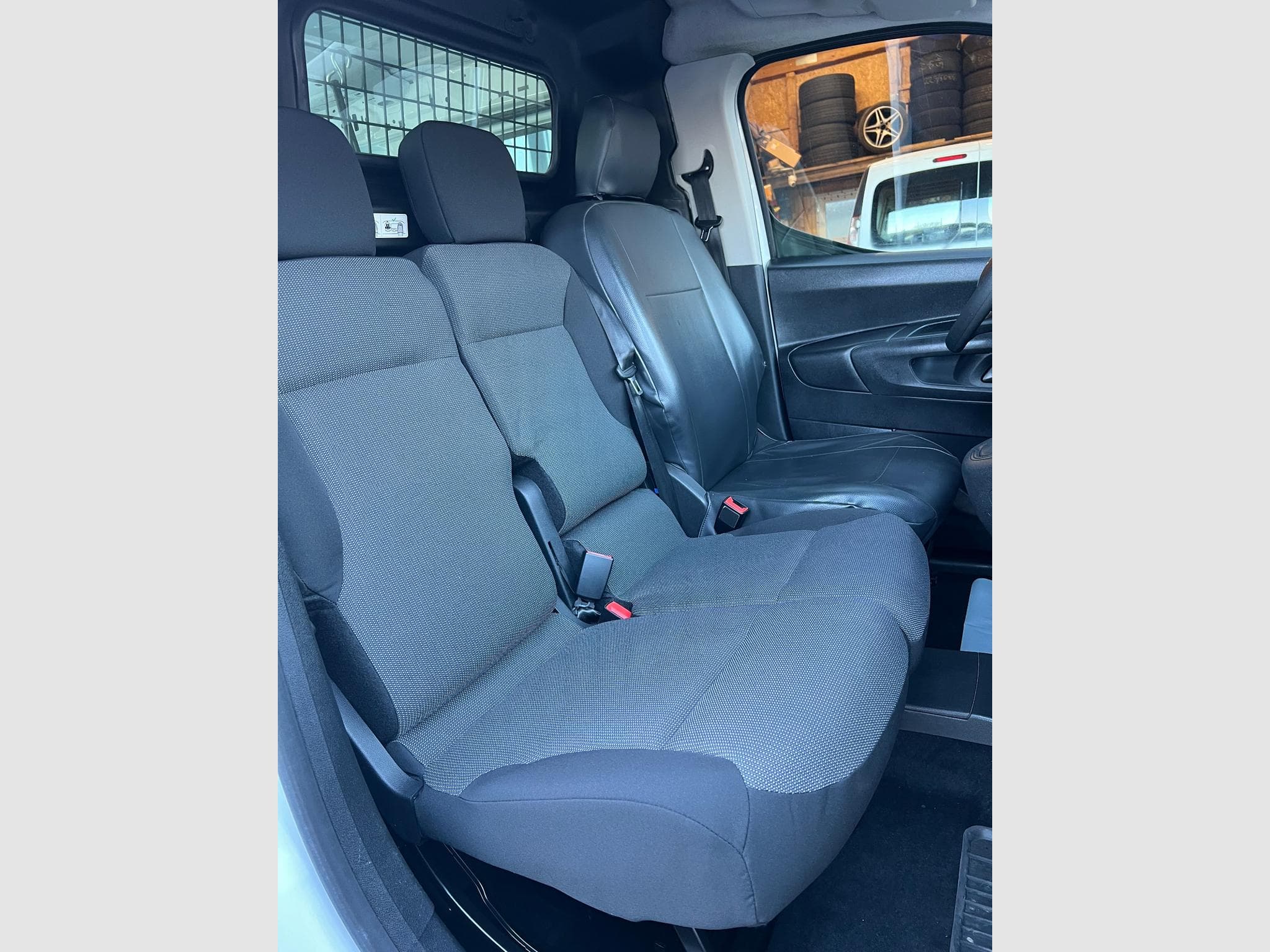 Citroën Berlingo 1,5 BHDI L HEAVY PRO (2021) - Photo 5