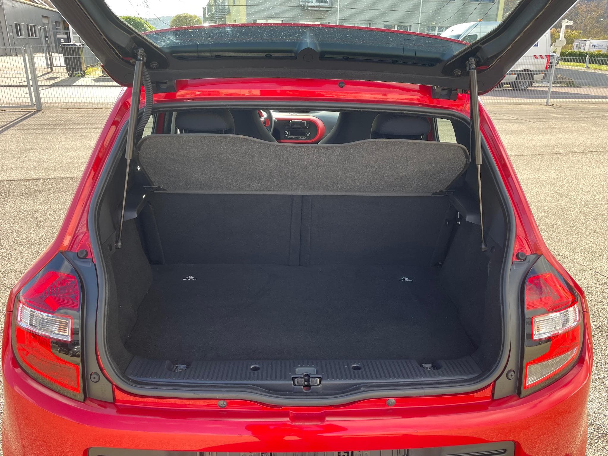 Renault Twingo Twingo1.0/Full service/Klima/63773KM!! (2015) - Photo 21