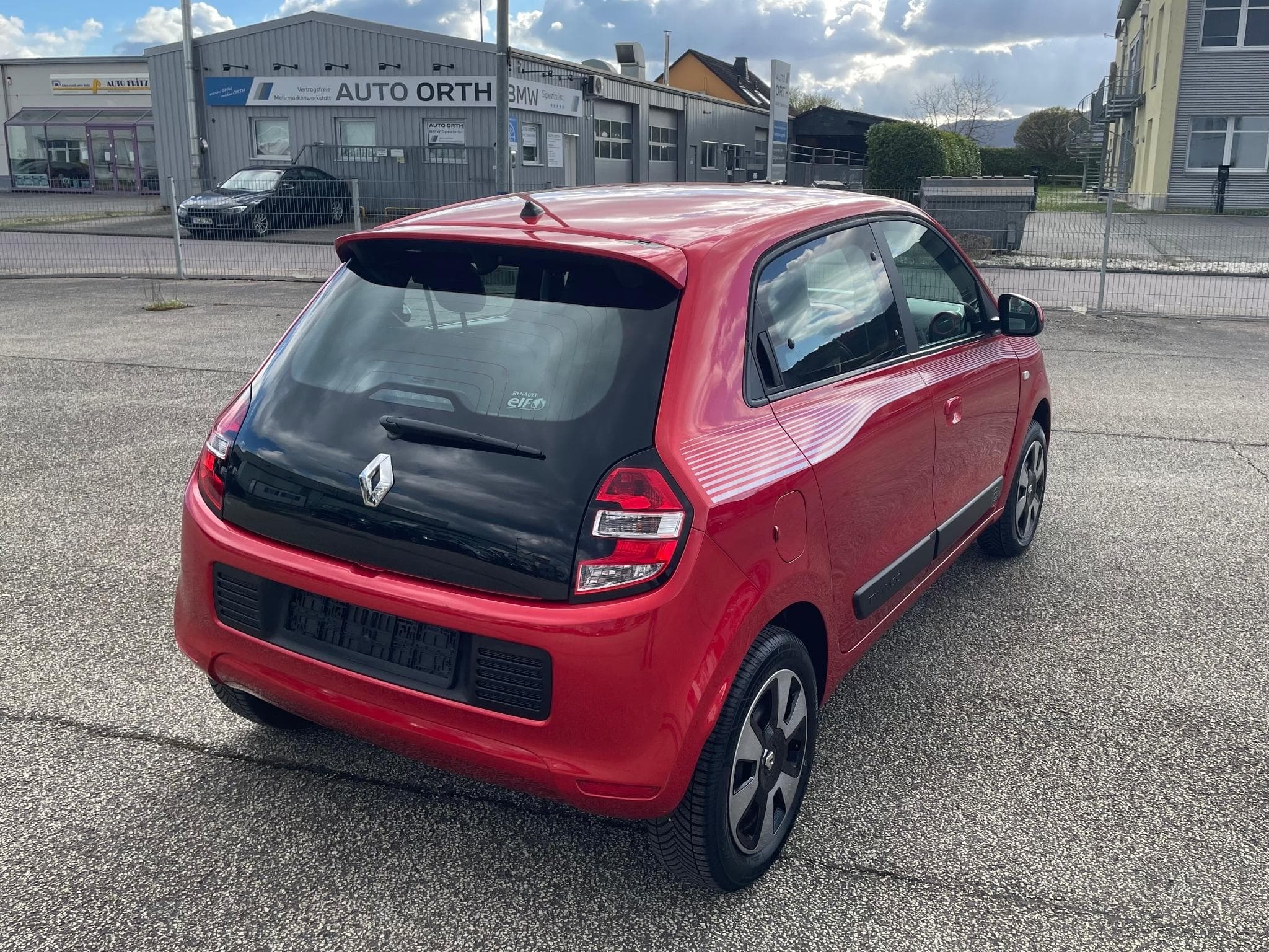 Renault Twingo Twingo1.0/Full service/Klima/63773KM!! (2015) - Photo 4
