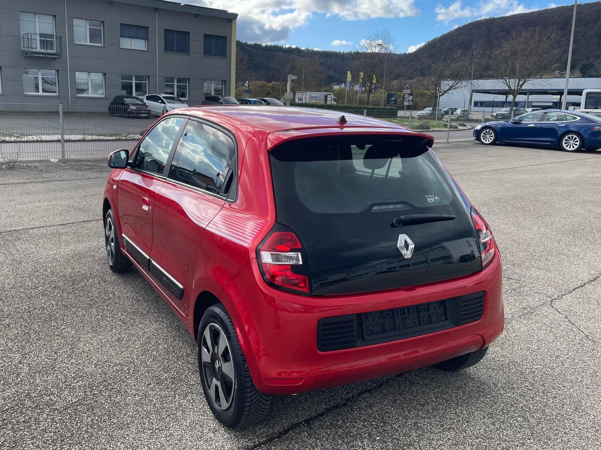 Renault Twingo Twingo1.0/Full service/Klima/63773KM!! (2015) - Photo 2