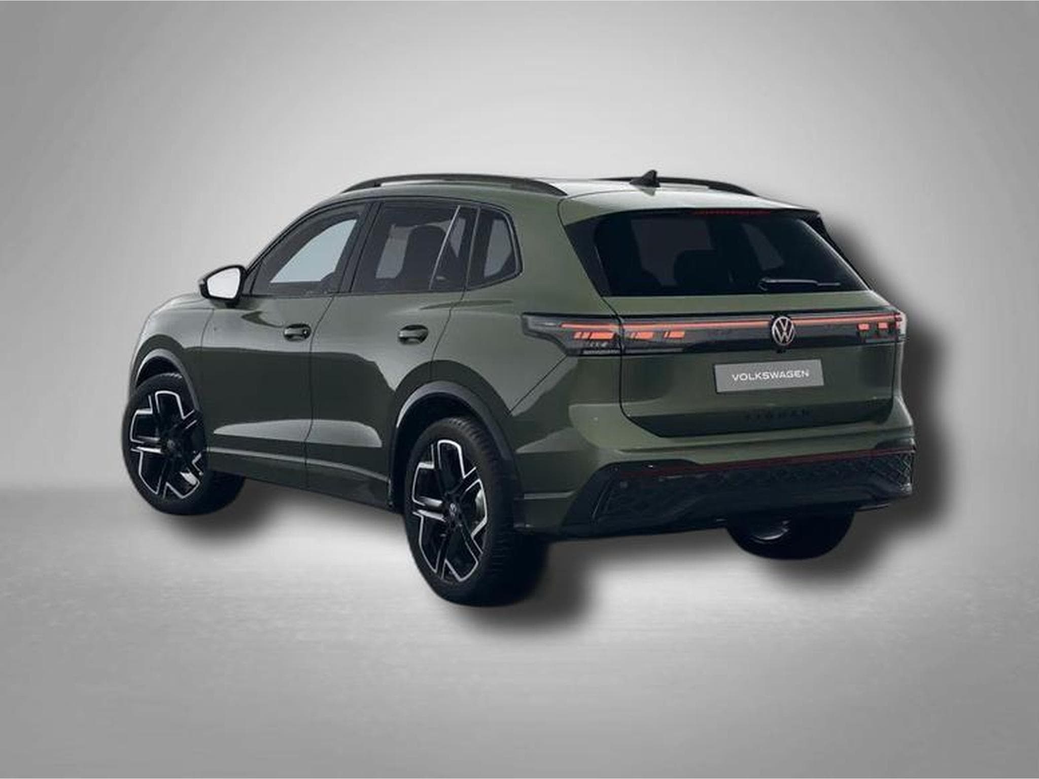 VW Tiguan R-Line 1.5 eTSI 7-Gang-DSG (2025) - Photo 3