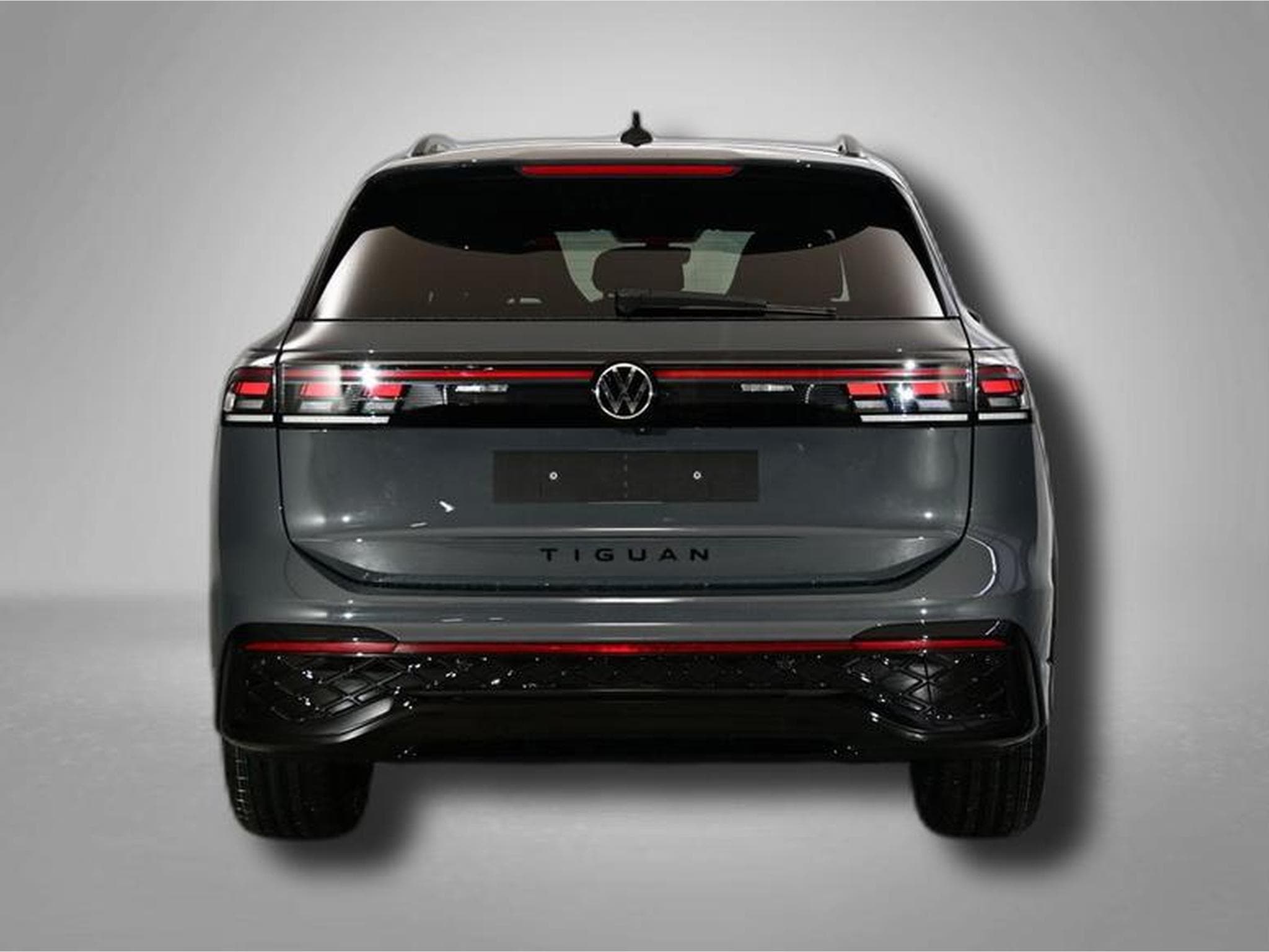 VW Tiguan R-Line 2.0 TSI 7-Gang-DSG 4x4 (2025) - Photo 4