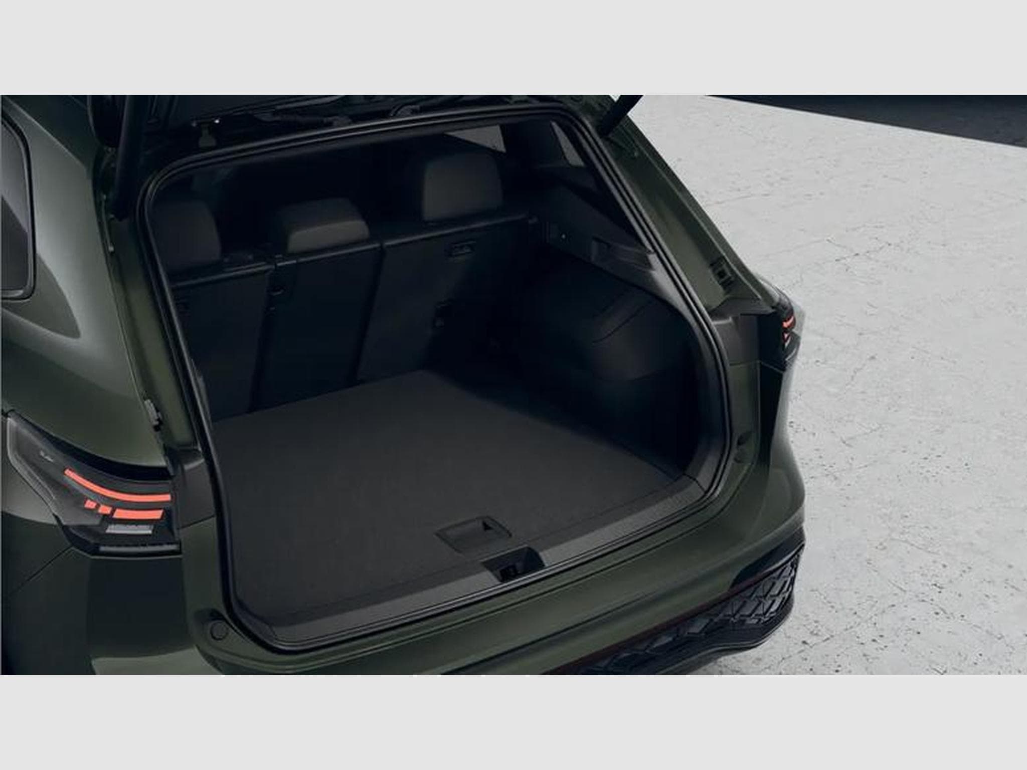VW Tiguan R-Line 2.0 TSI 7-Gang-DSG 4x4 (2026) - Photo 5