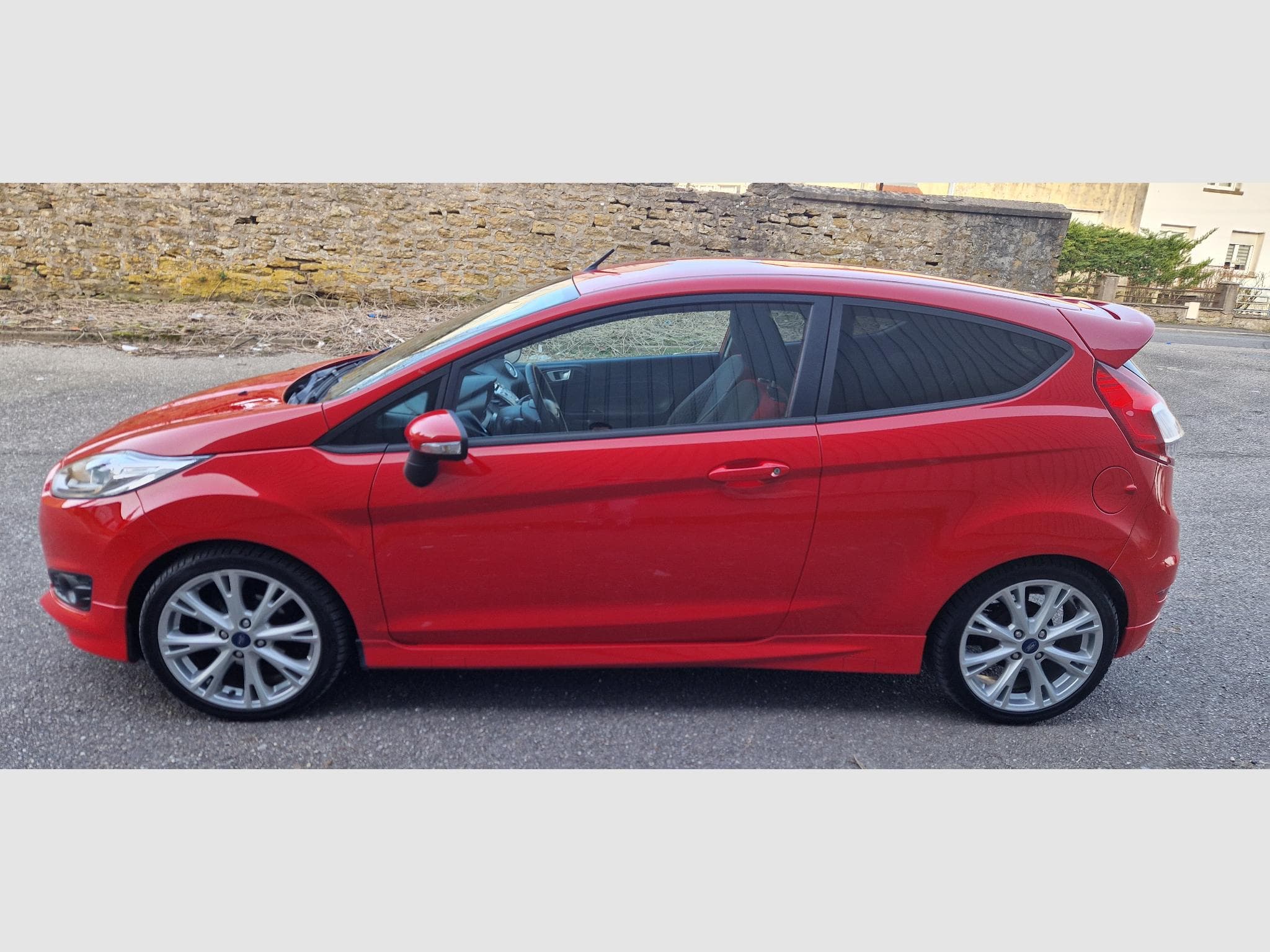 Ford Fiesta VI ph.2 ST Line 1.5 tdci 95ch (2016) - Photo 5