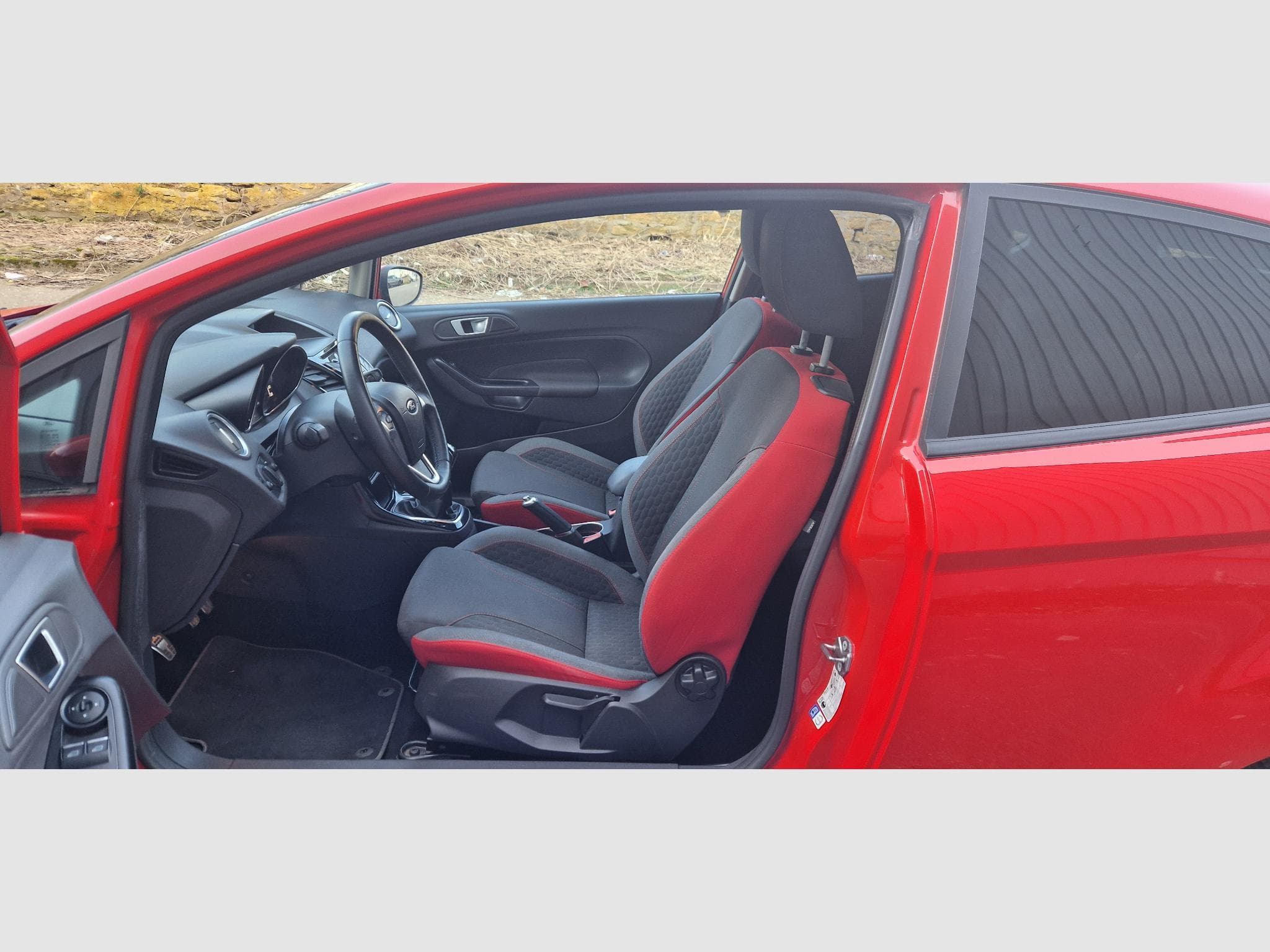 Ford Fiesta VI ph.2 ST Line 1.5 tdci 95ch (2016) - Photo 7