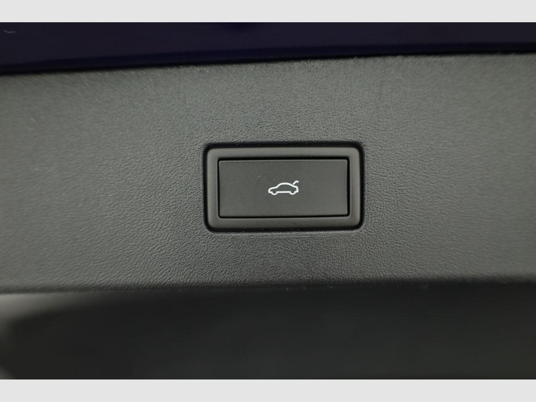 VW Tayron 1.5 TSI eHybrid 150 kW Life (2025) - Photo 12