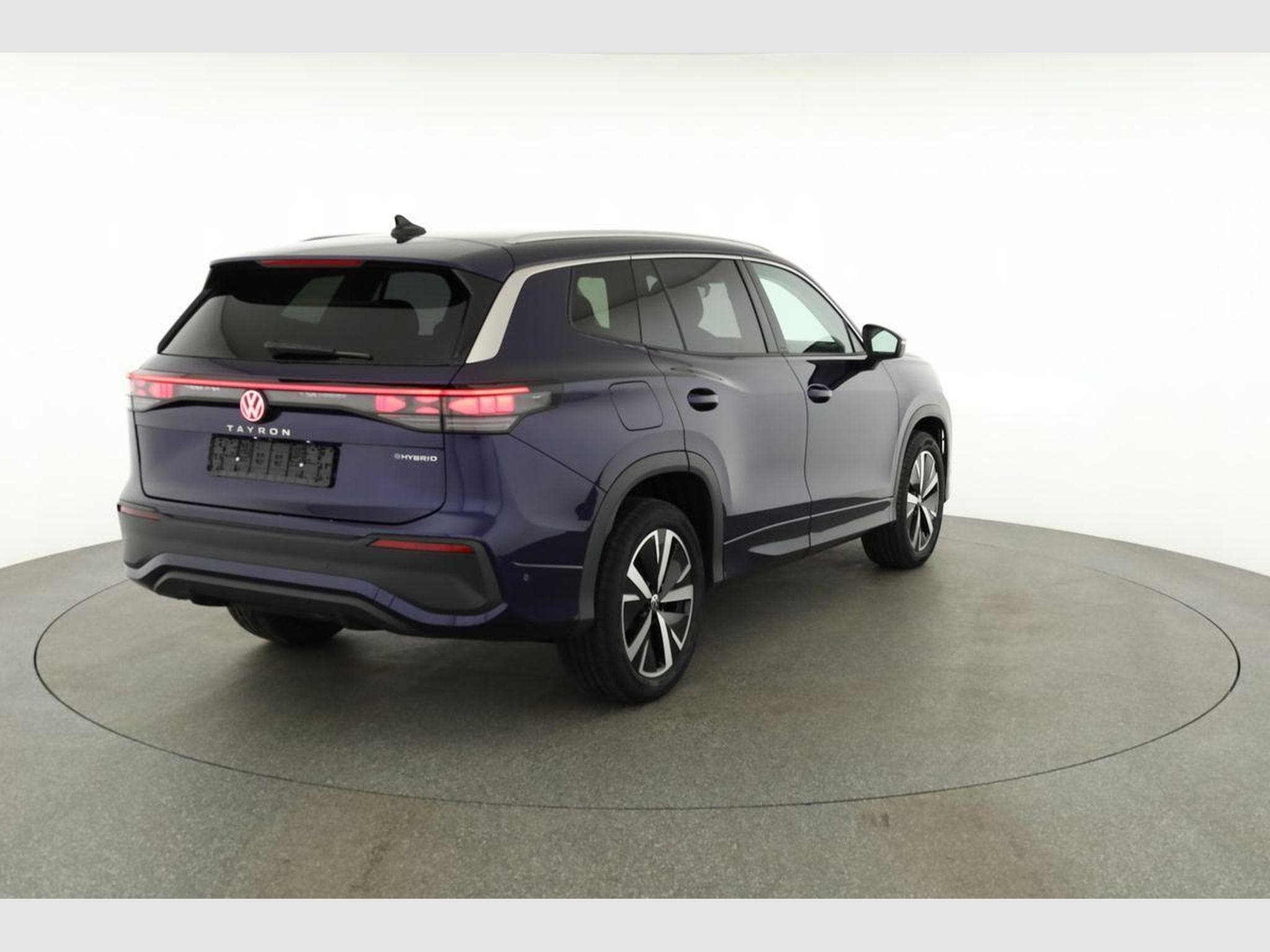 VW Tayron 1.5 TSI eHybrid 150 kW Life (2025) - Photo 19