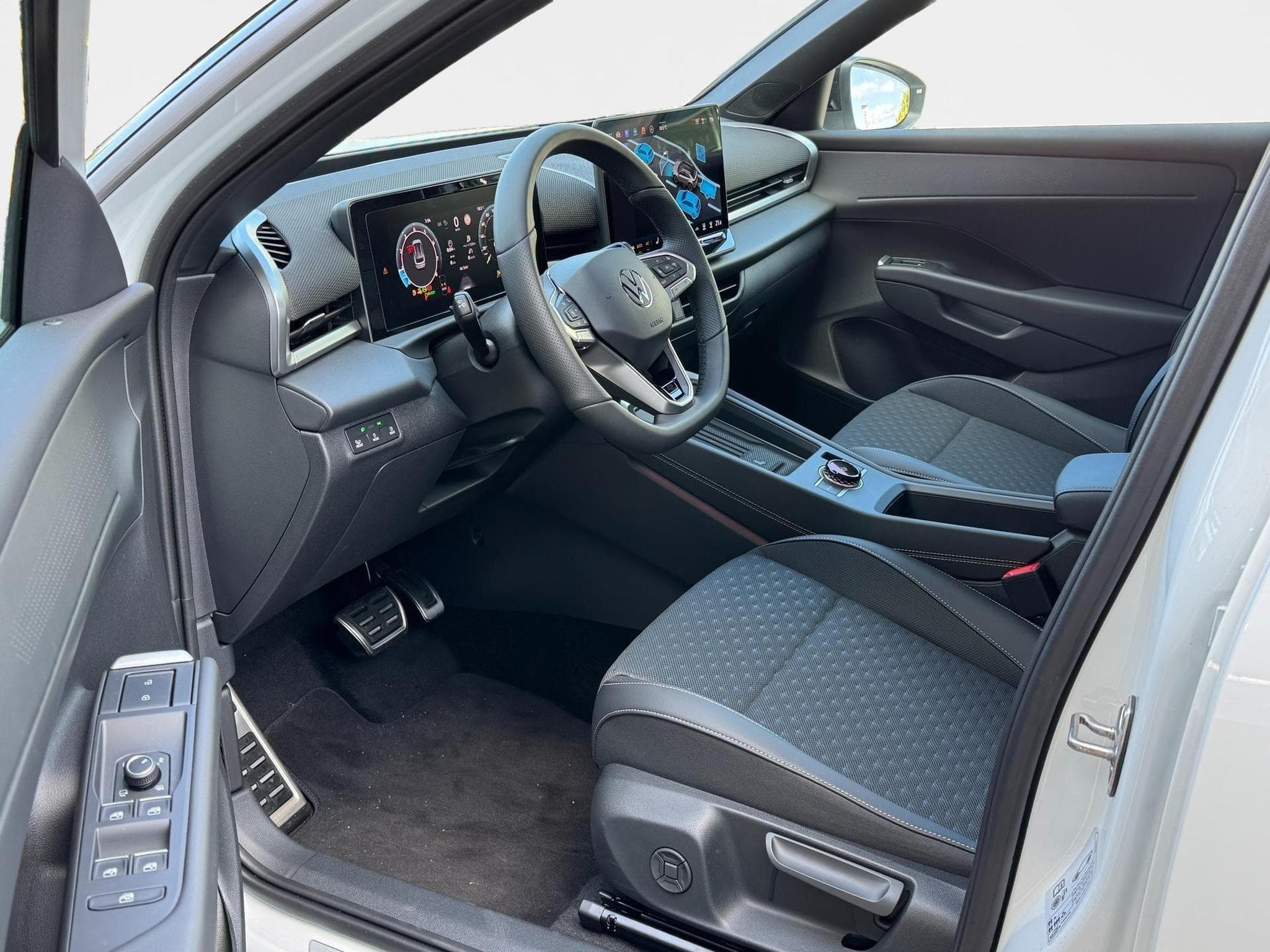 VW T-Roc T-Roc (2026) - Photo 10