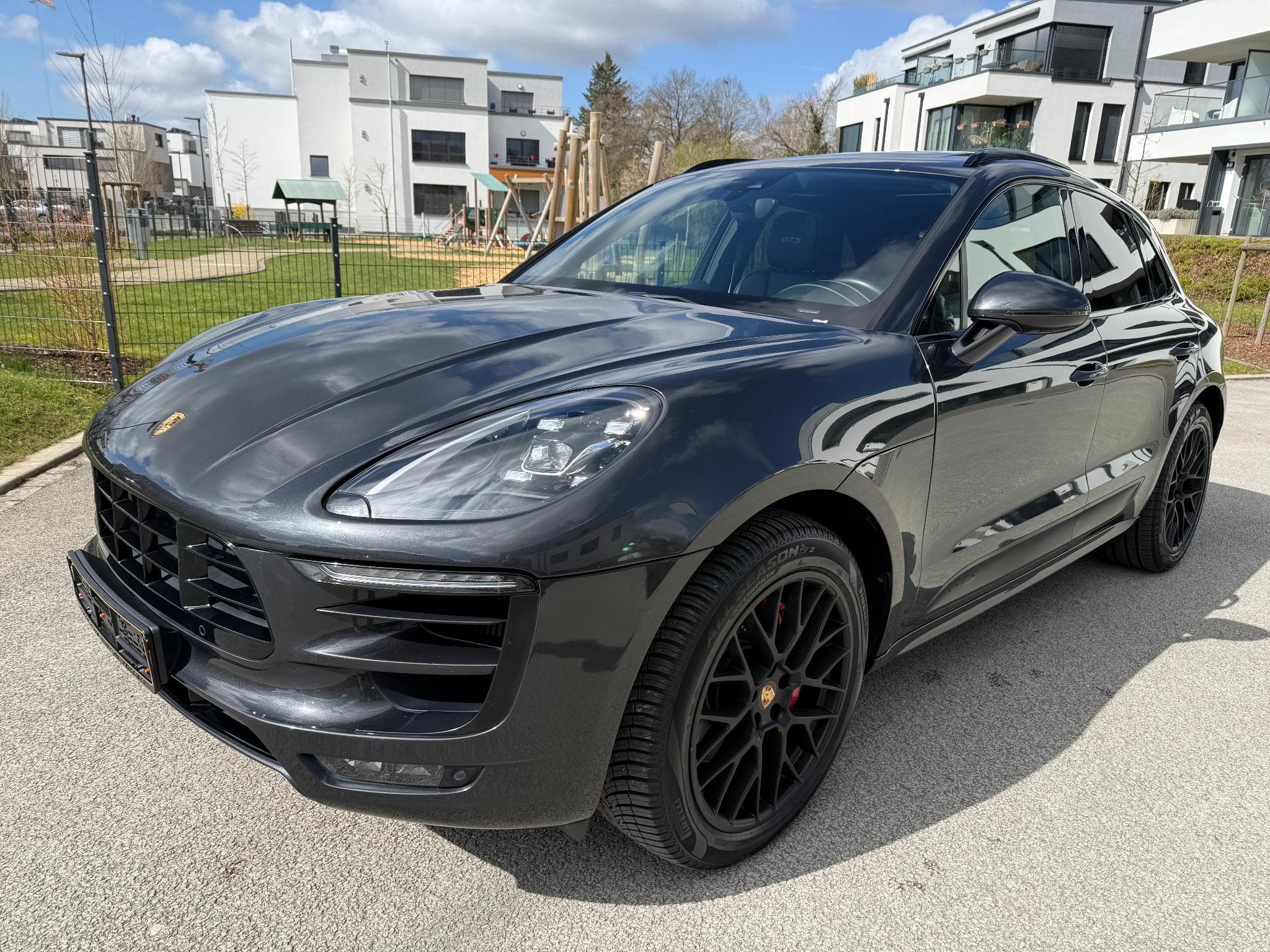 Porsche Macan GTS 3.0 PDK PACK SPORT CHRONO 360 PS (2018) - Photo 1