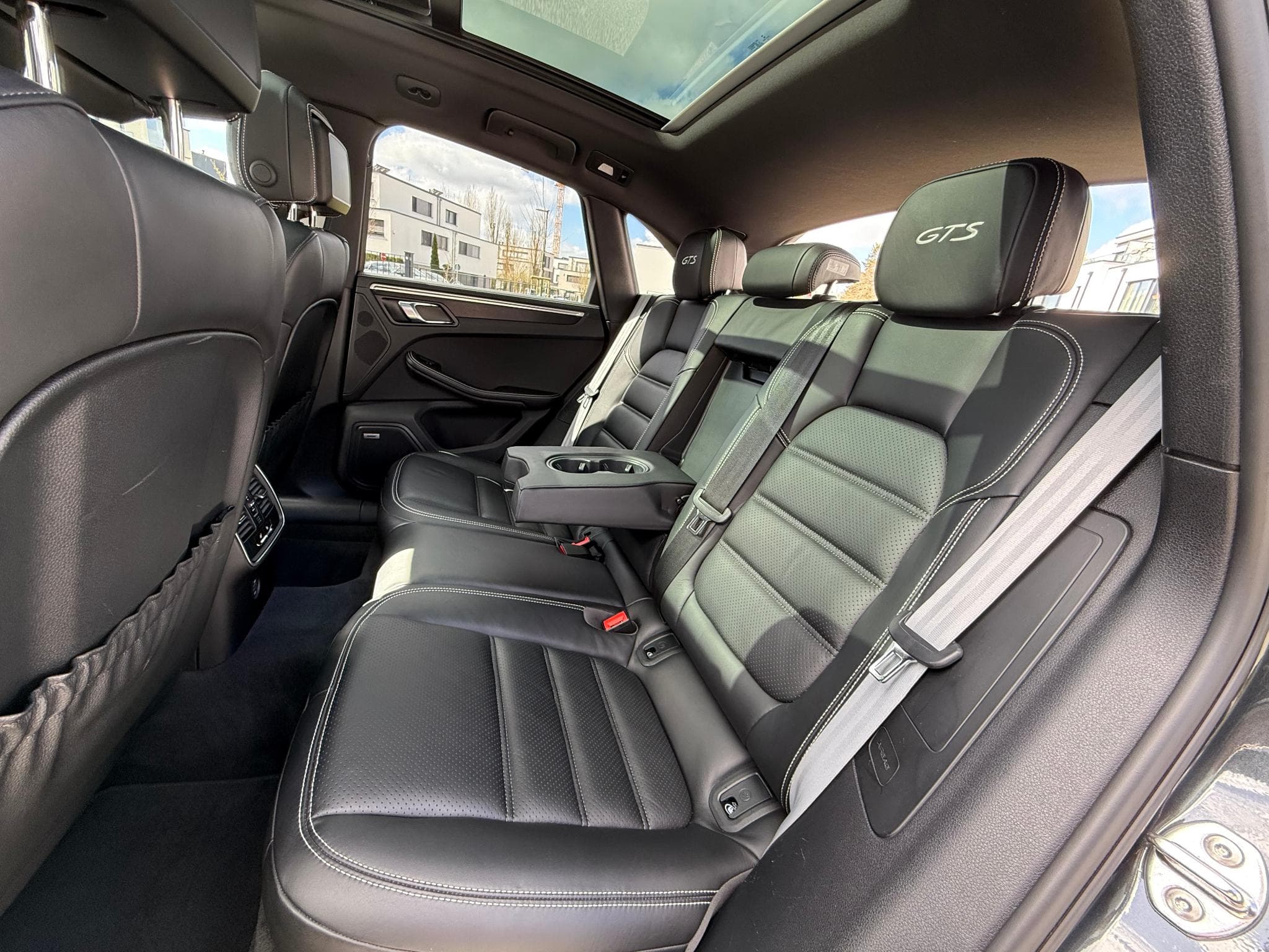 Porsche Macan GTS 3.0 PDK PACK SPORT CHRONO 360 PS (2018) - Photo 10