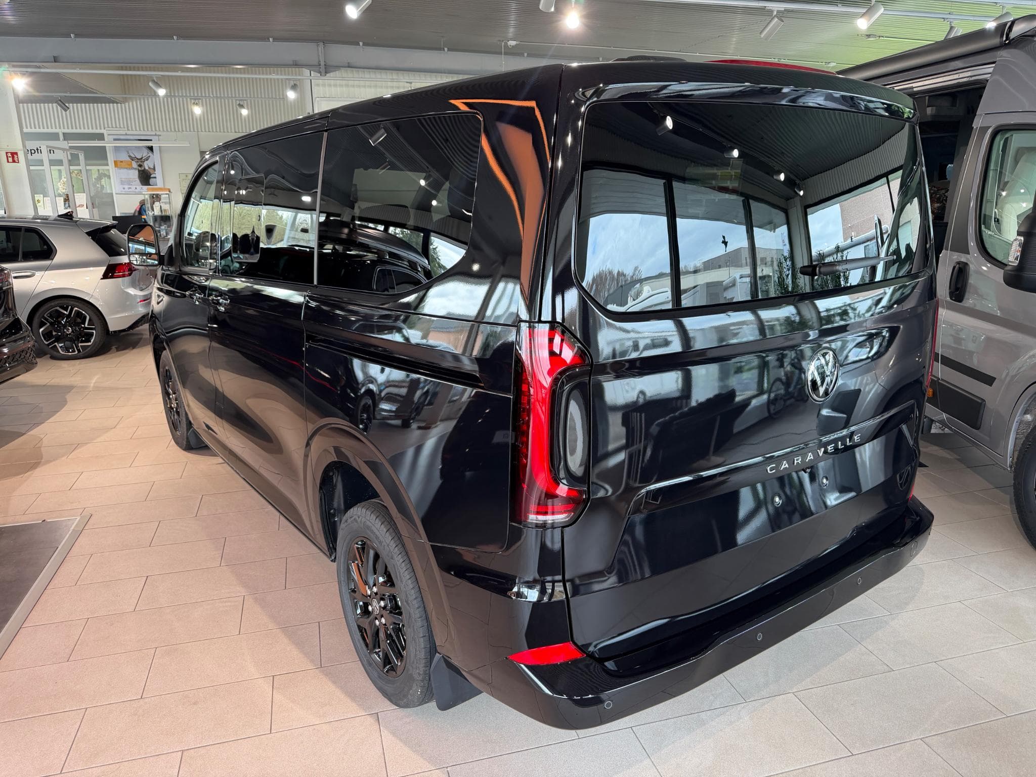 VW Caravelle 2.0 TDI 150 Style (2026) - Photo 2