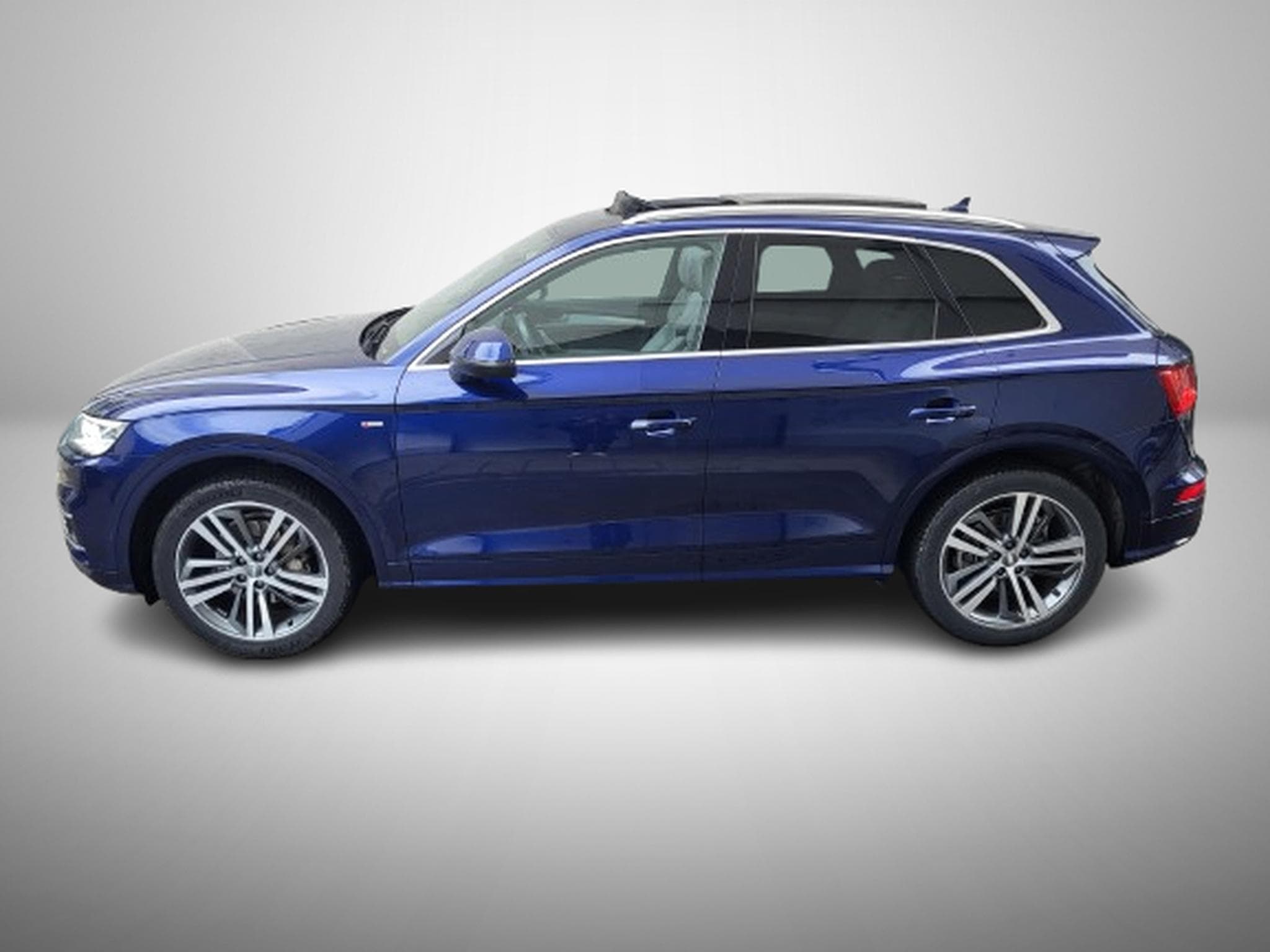Audi Q5 TDI 190cv Quattro S-tronic S LINE Toit ouvrant Caméra 360 (2018) - Photo 3