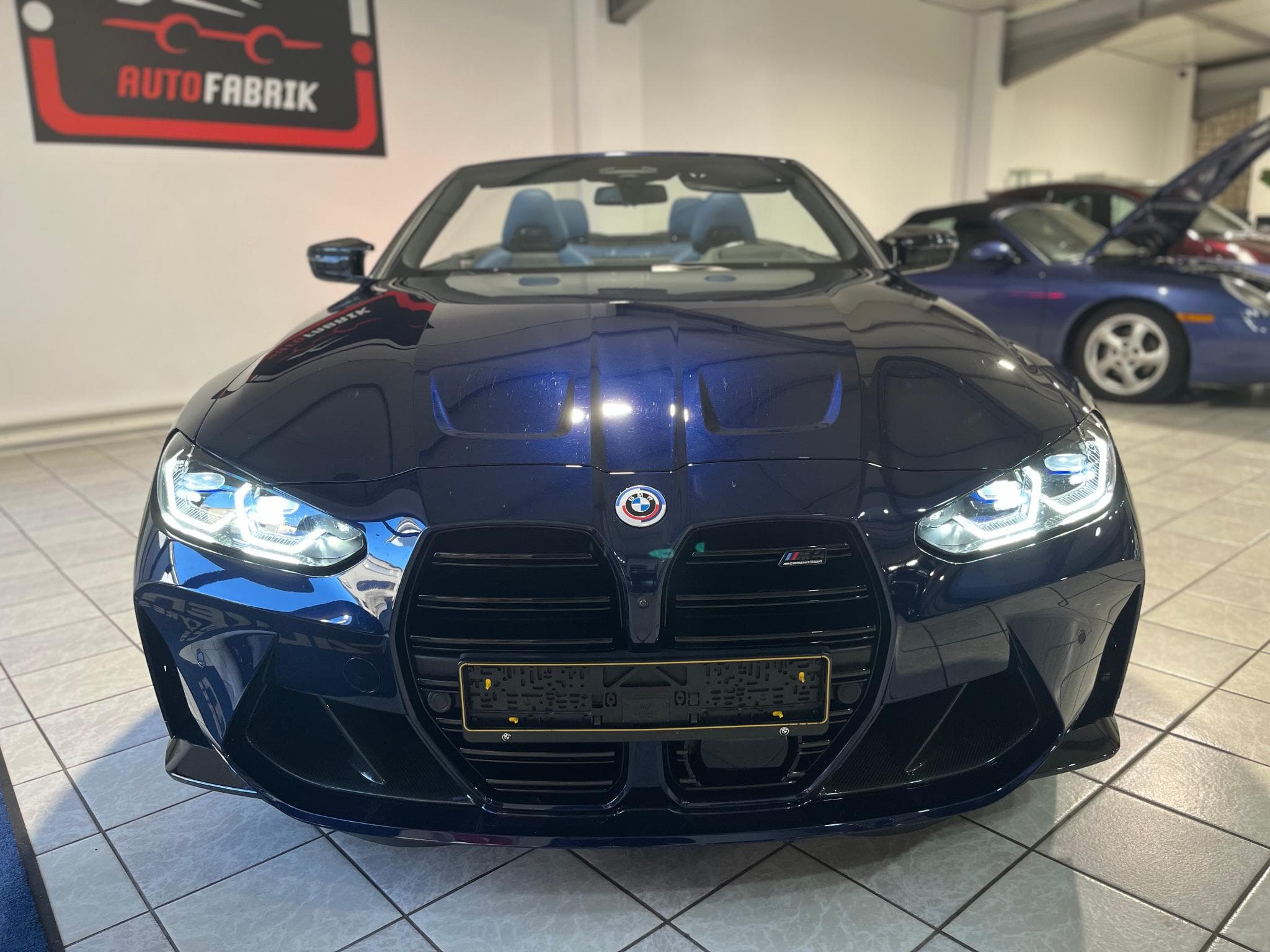 BMW M4 Cabrio Competition M xDrive (2022) - Photo 8
