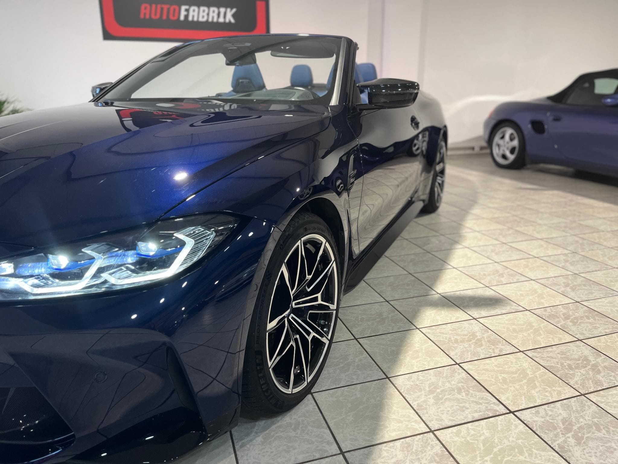 BMW M4 Cabrio Competition M xDrive (2022) - Photo 10