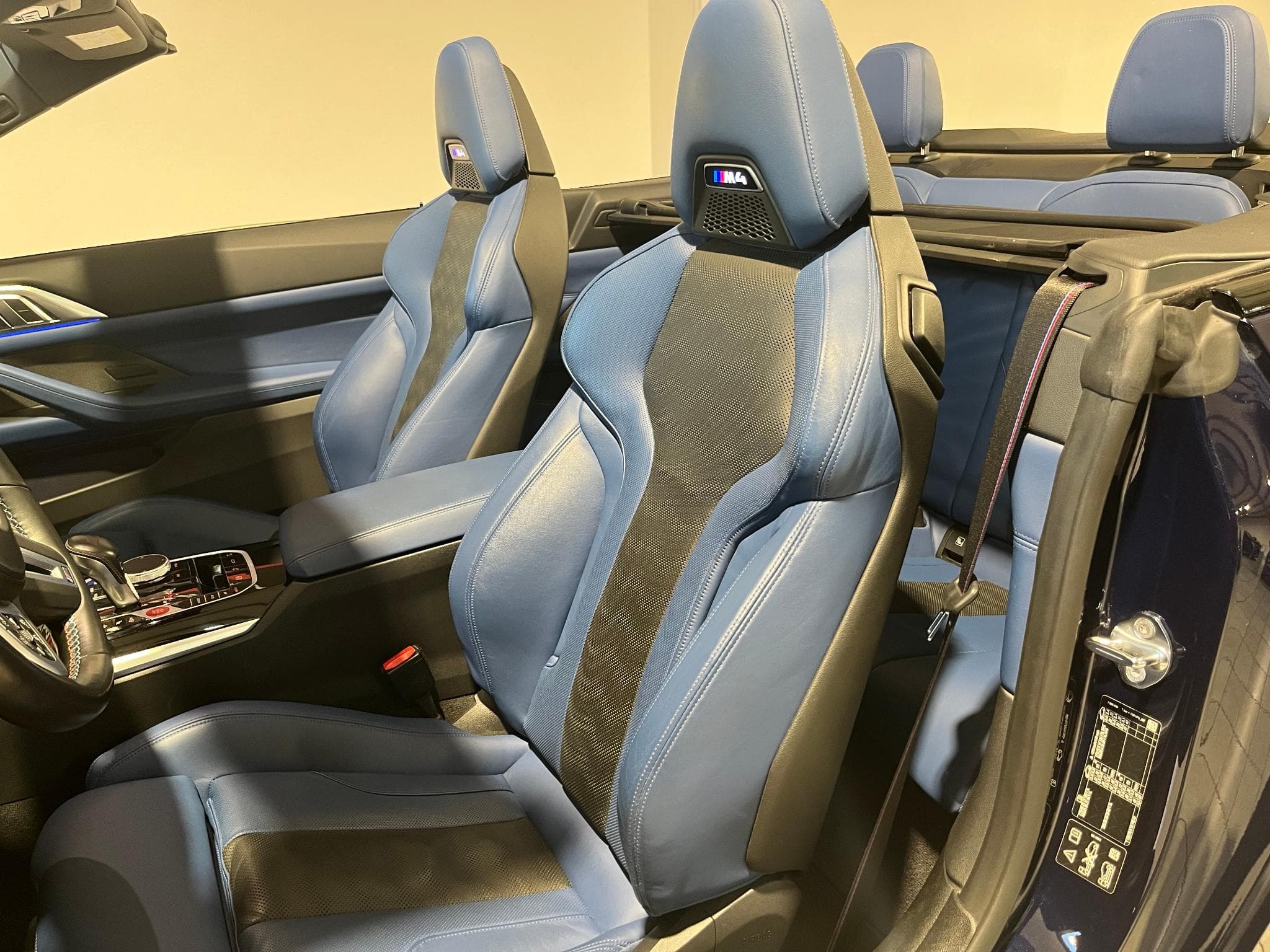 BMW M4 Cabrio Competition M xDrive (2022) - Photo 13