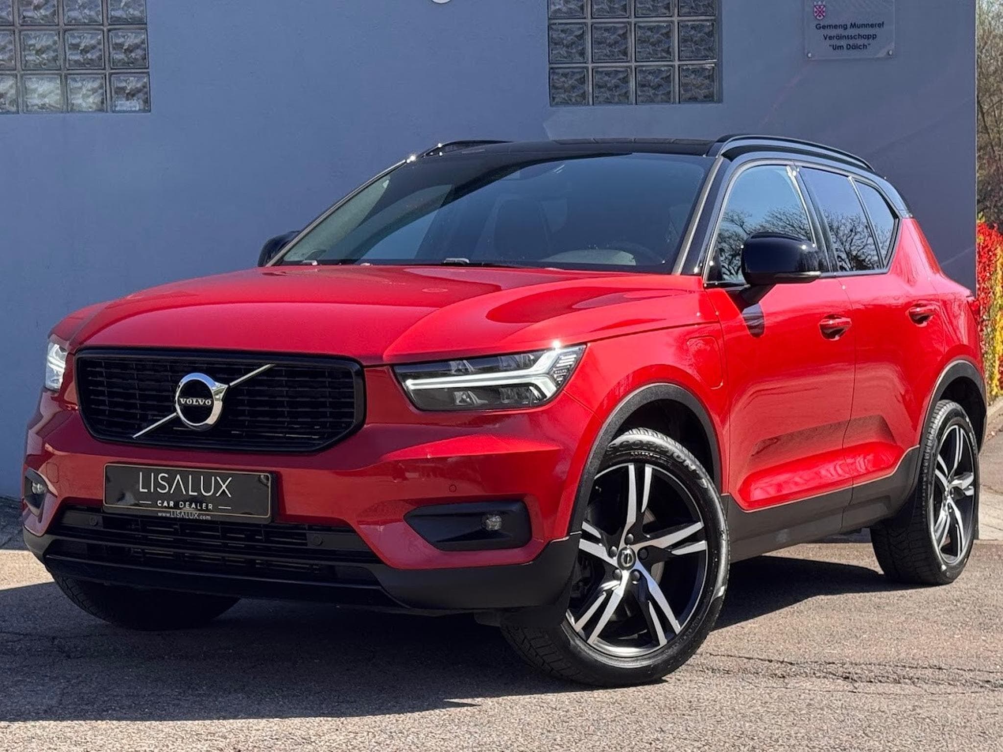Volvo XC40 T5 PHEV 262 CV R-DESIGN DCT RECHARGEABLE  1ERE MAIN CARNET (2020) - Photo 1