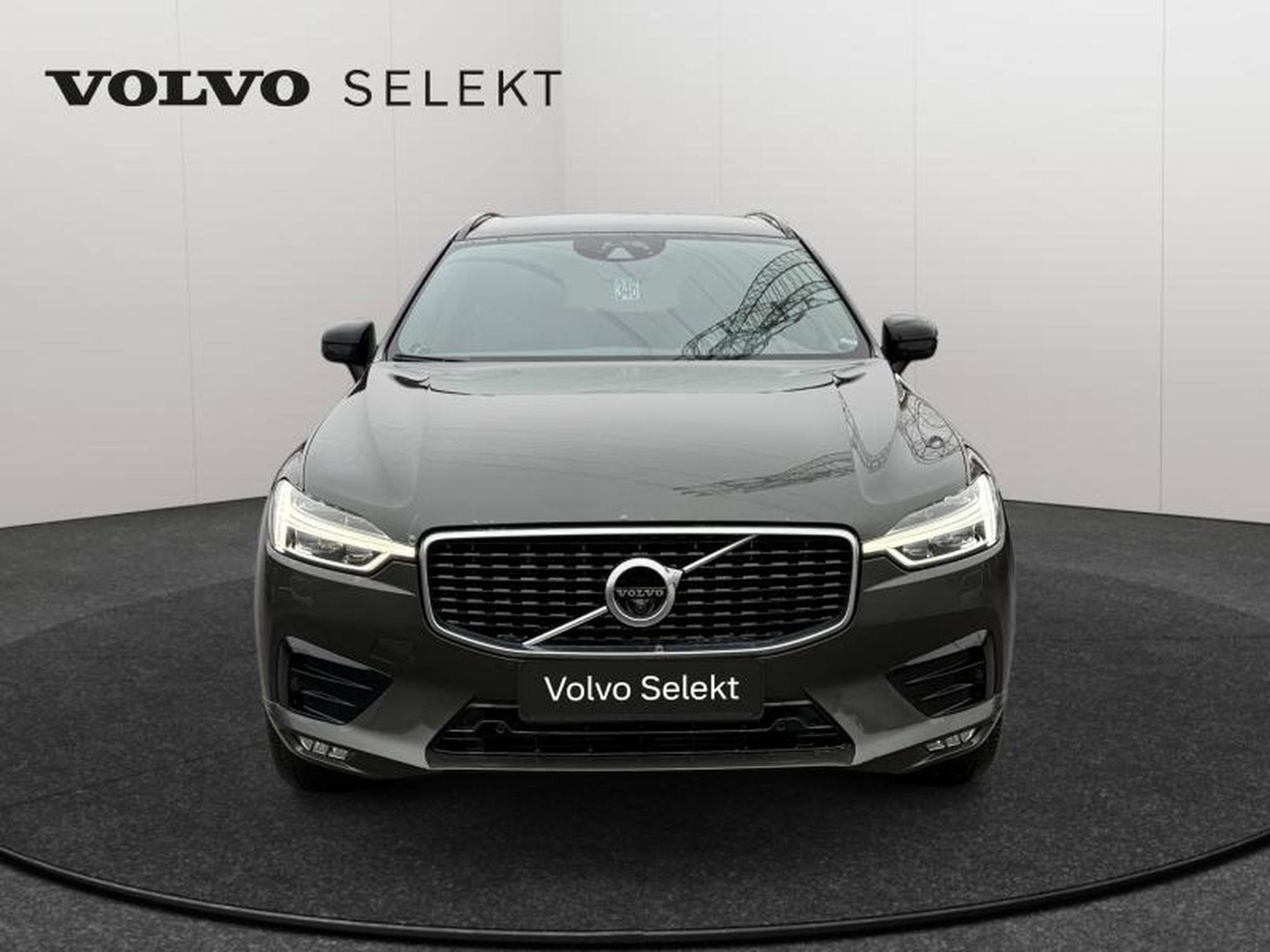 Volvo XC60 T4 R Design / Essence (2020) - Photo 50