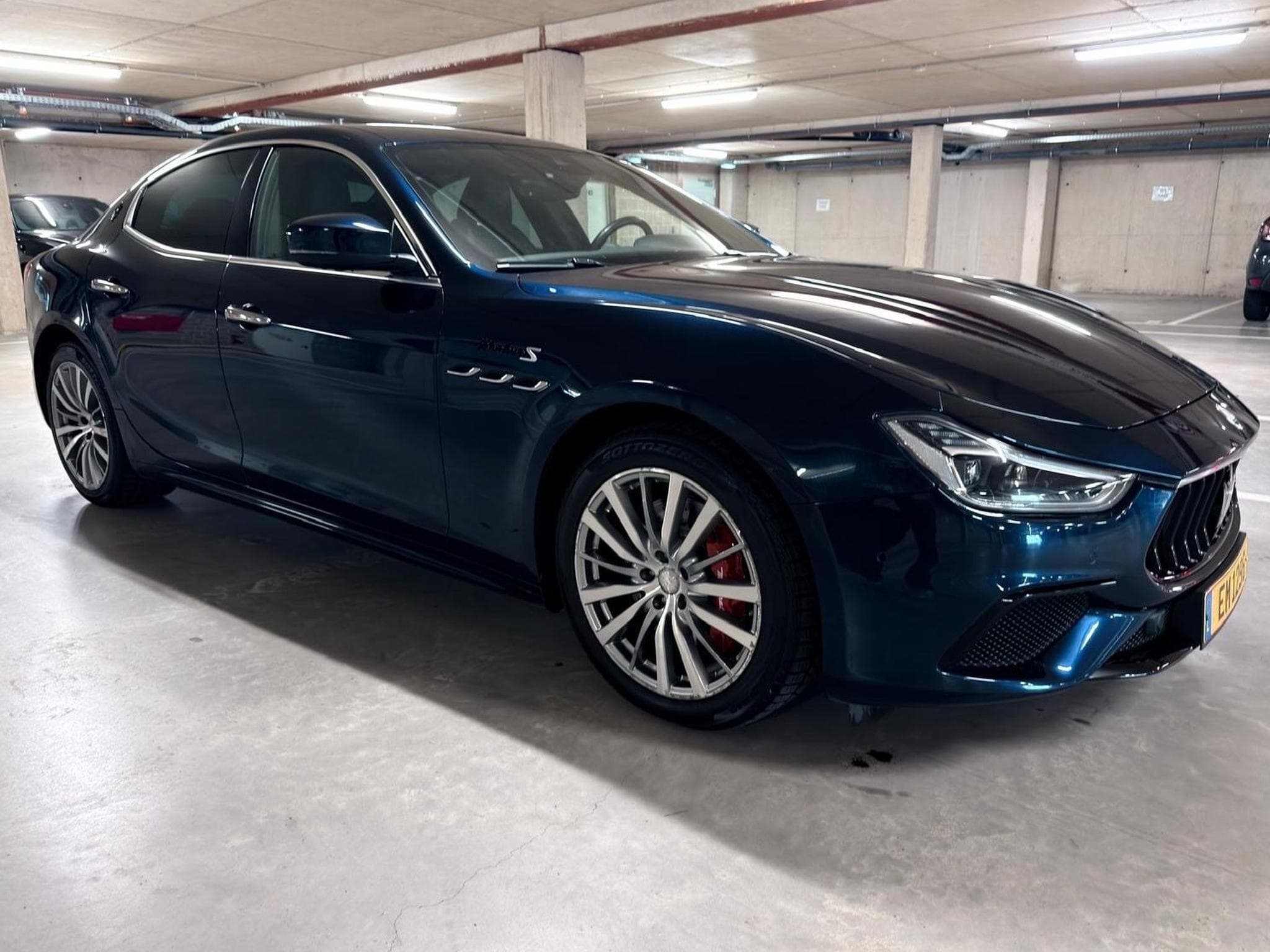 Maserati Ghibli S Q4 (2022) - Photo 3