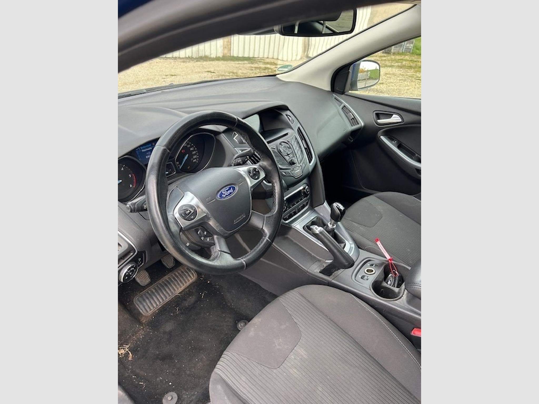Ford Focus 170 (2014) - Photo 5