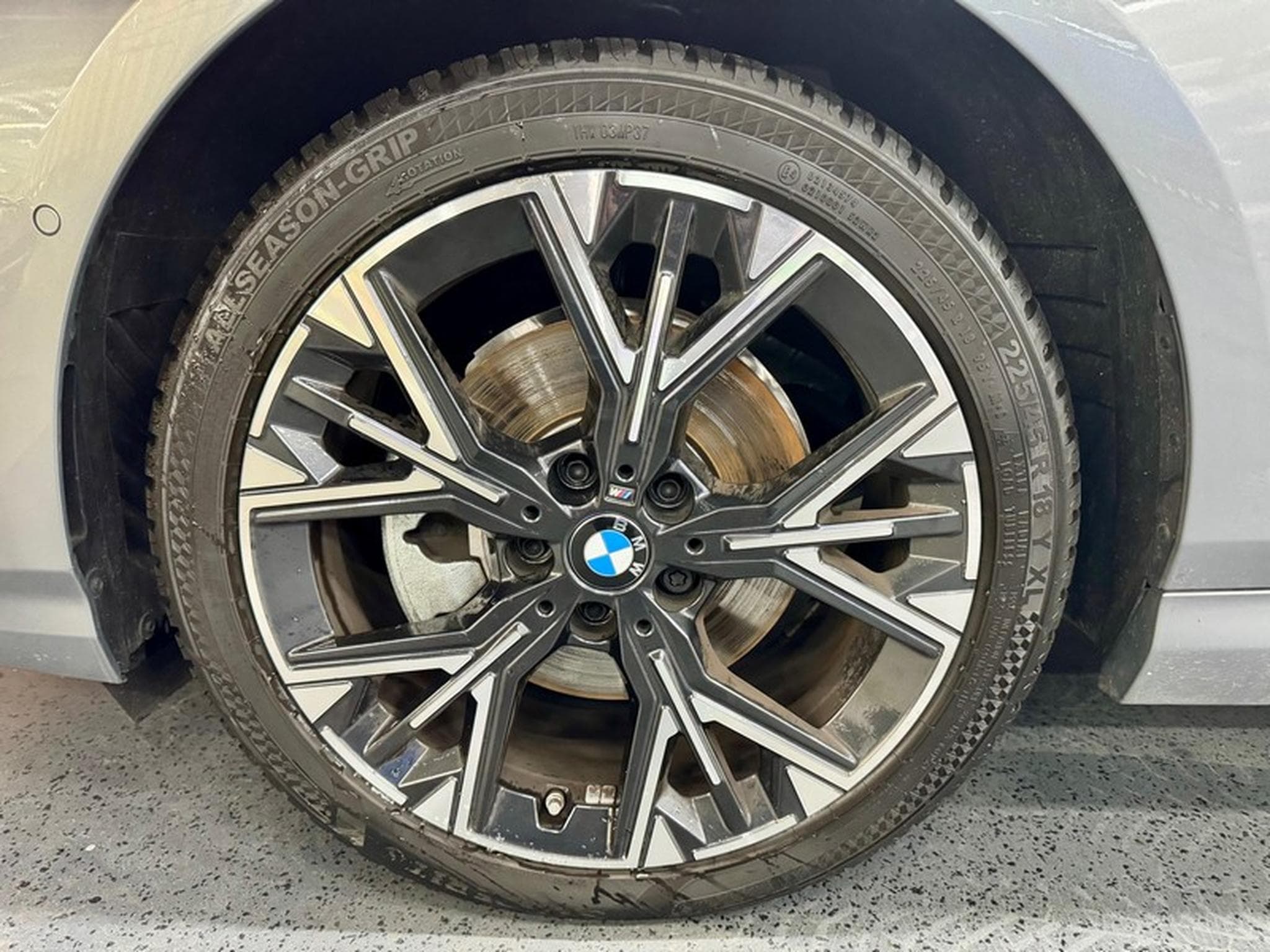 BMW 120 120iA 170cv Auto M-SPORT Design (New Modèle) (2025) - Photo 3