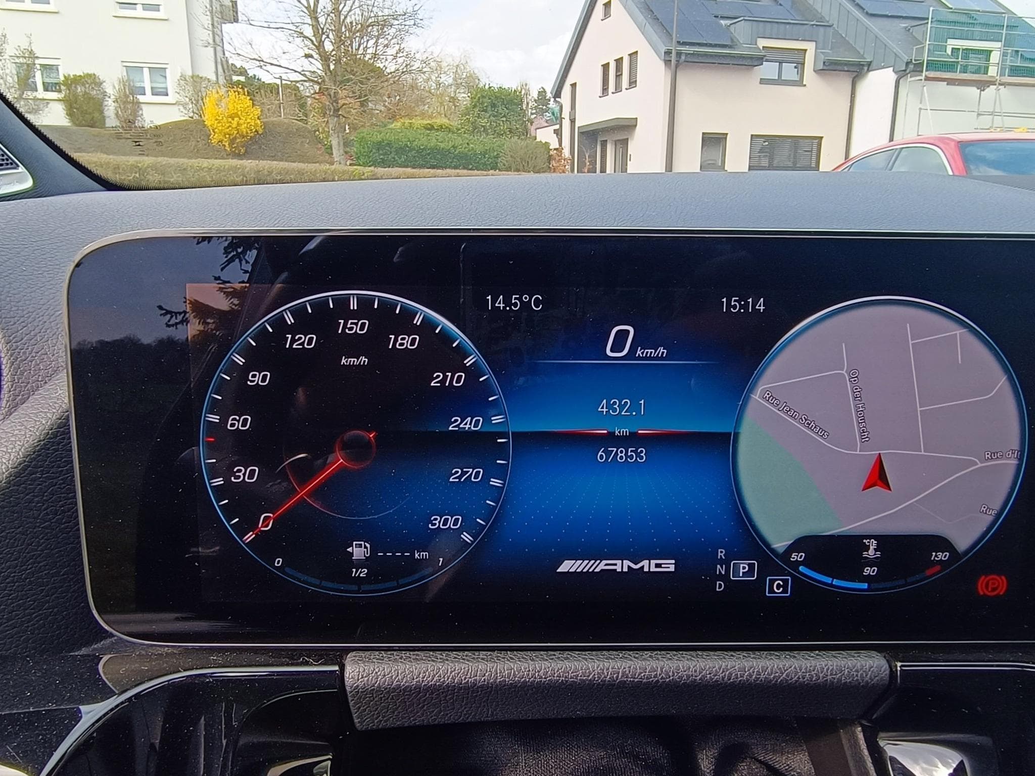 Mercedes GLA 45 AMG (2022) - Photo 4