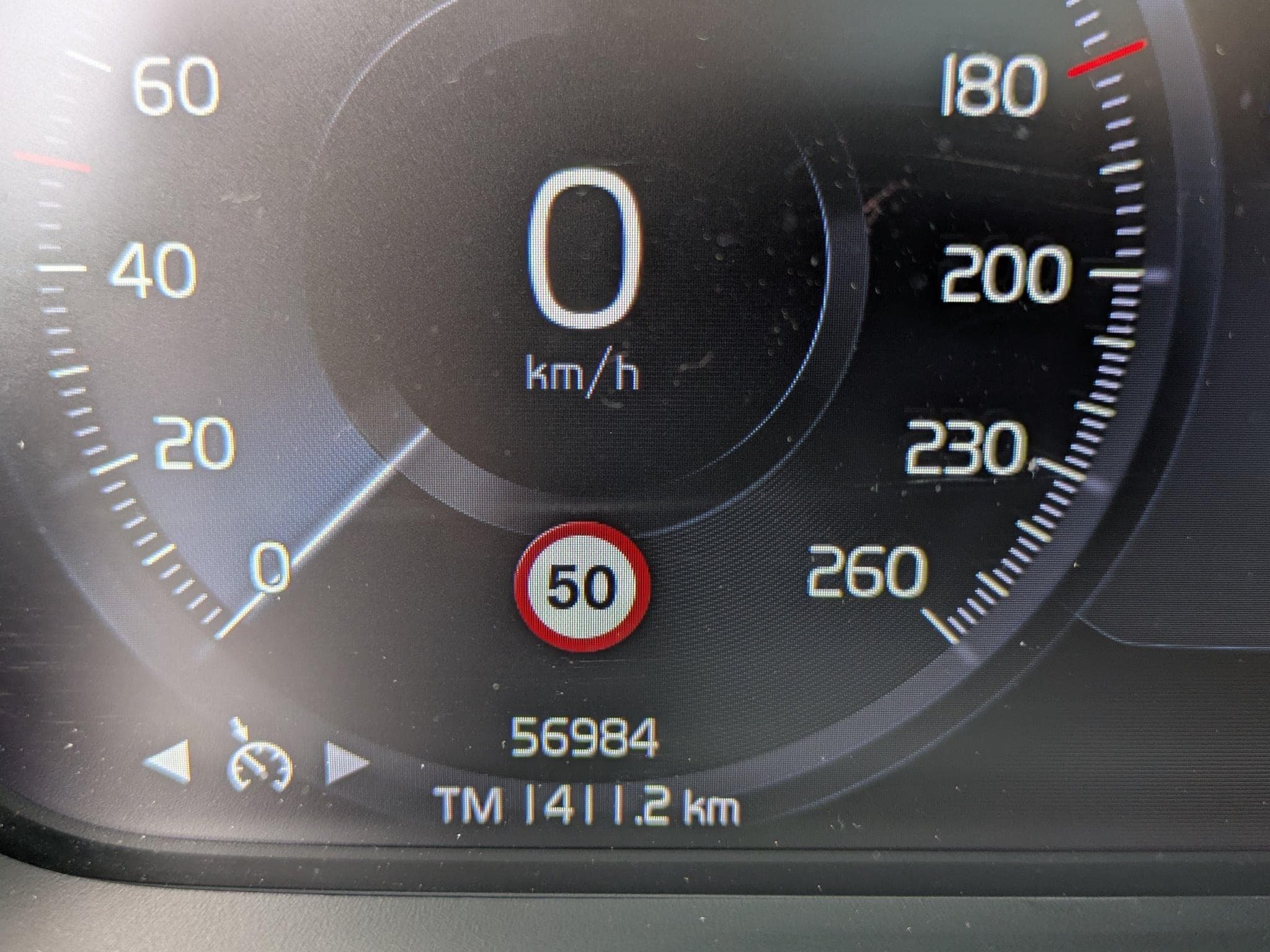 Volvo XC40 Inscription B4 Mild Hybrid (2020) - Photo 13
