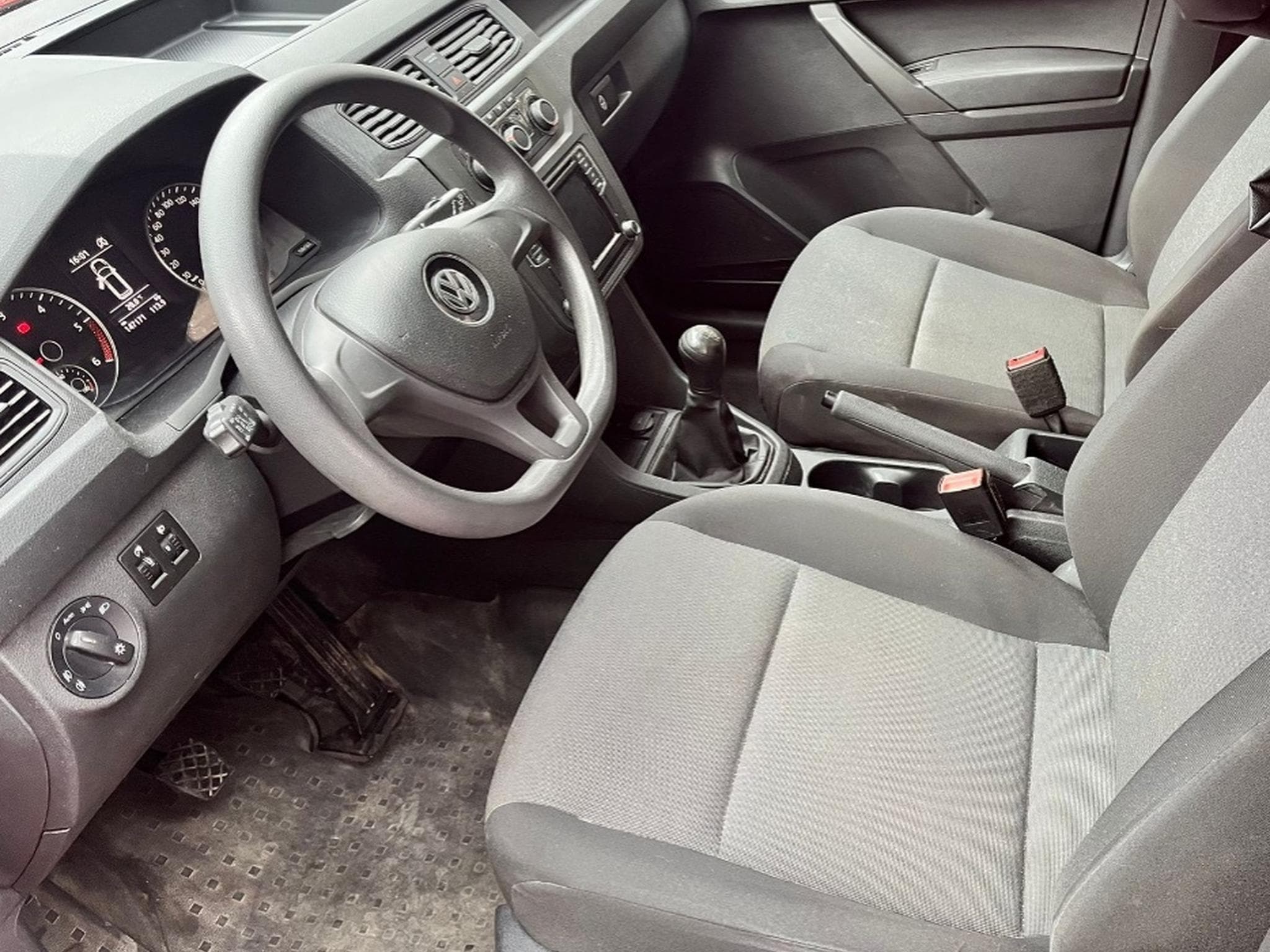 VW Caddy (2019) - Photo 5