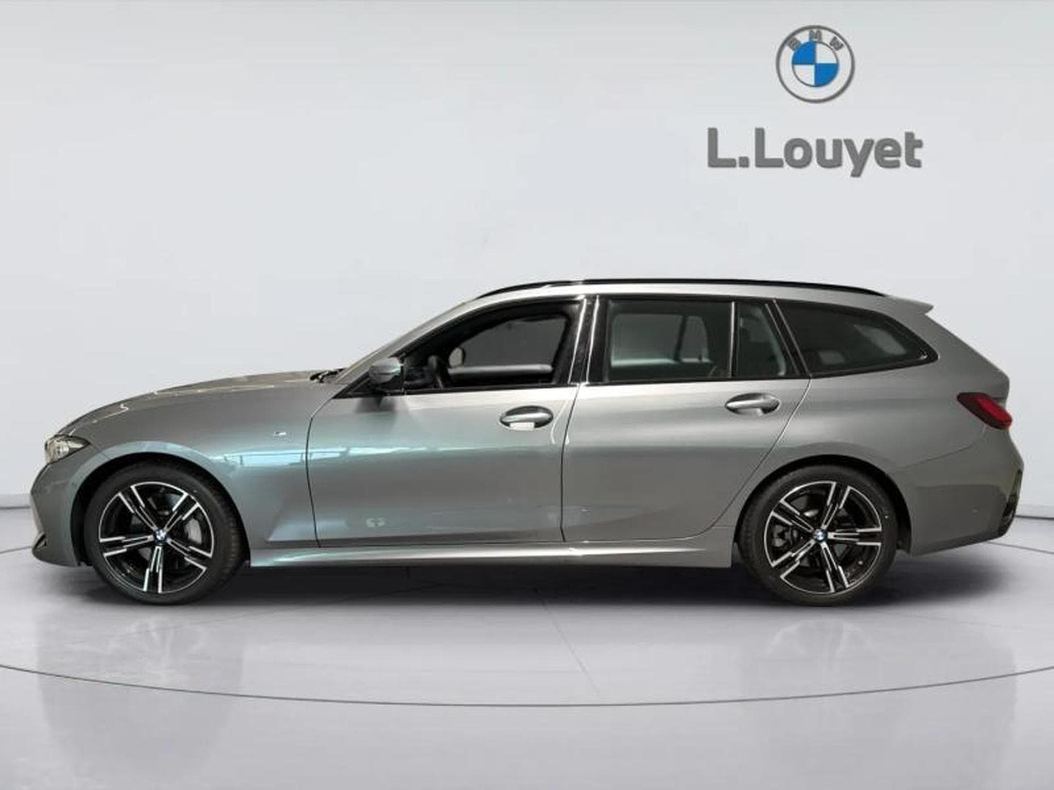 BMW 330 xDrive Touring (2025) - Photo 15