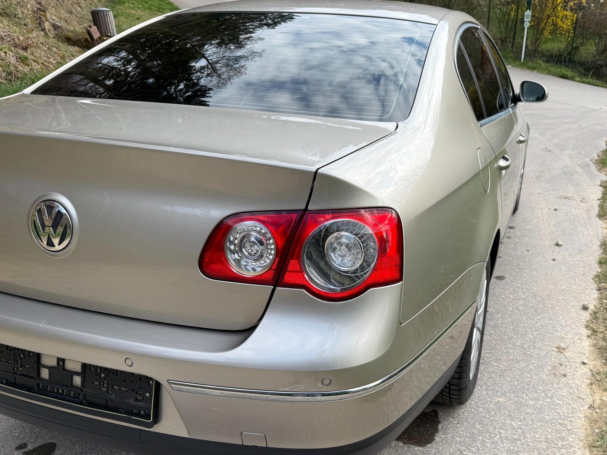 VW Passat B6 (2007) - Photo 6
