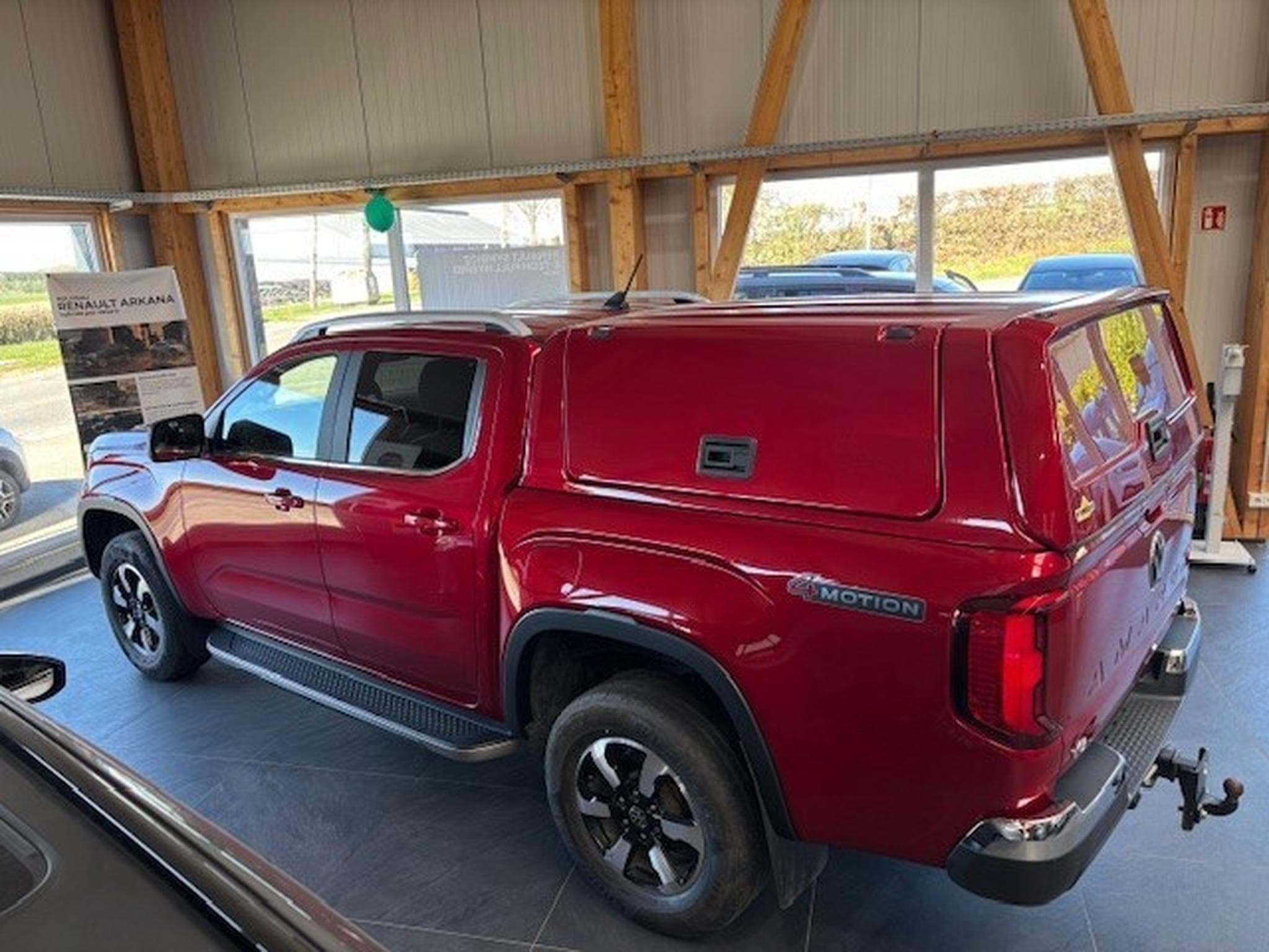 VW Amarok Double Cabin Style 4x4 (2025) - Photo 2