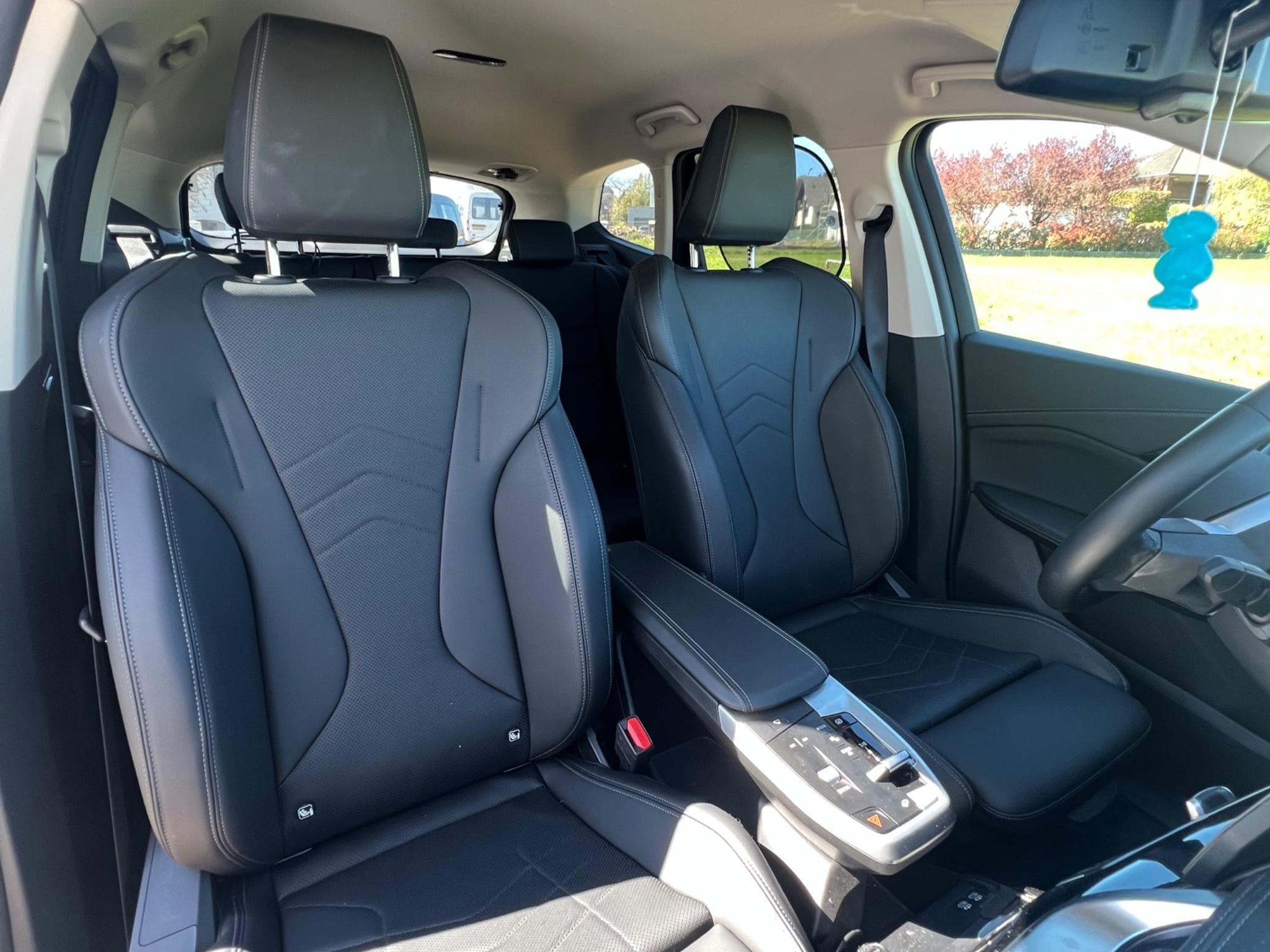 BMW X1 sDrive18i (2025) - Photo 9