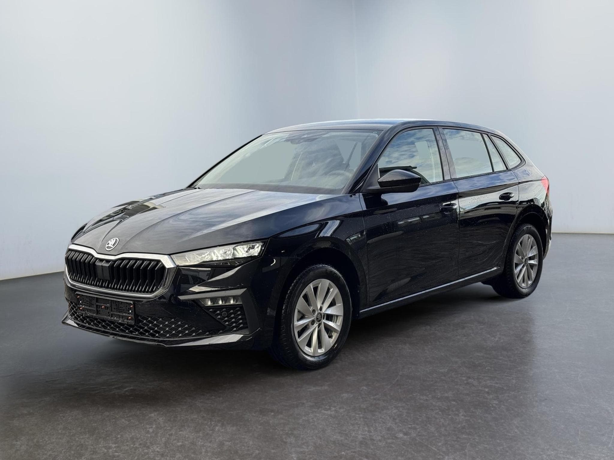Skoda Scala 1,0 TSI DSG (2026) - Photo 1
