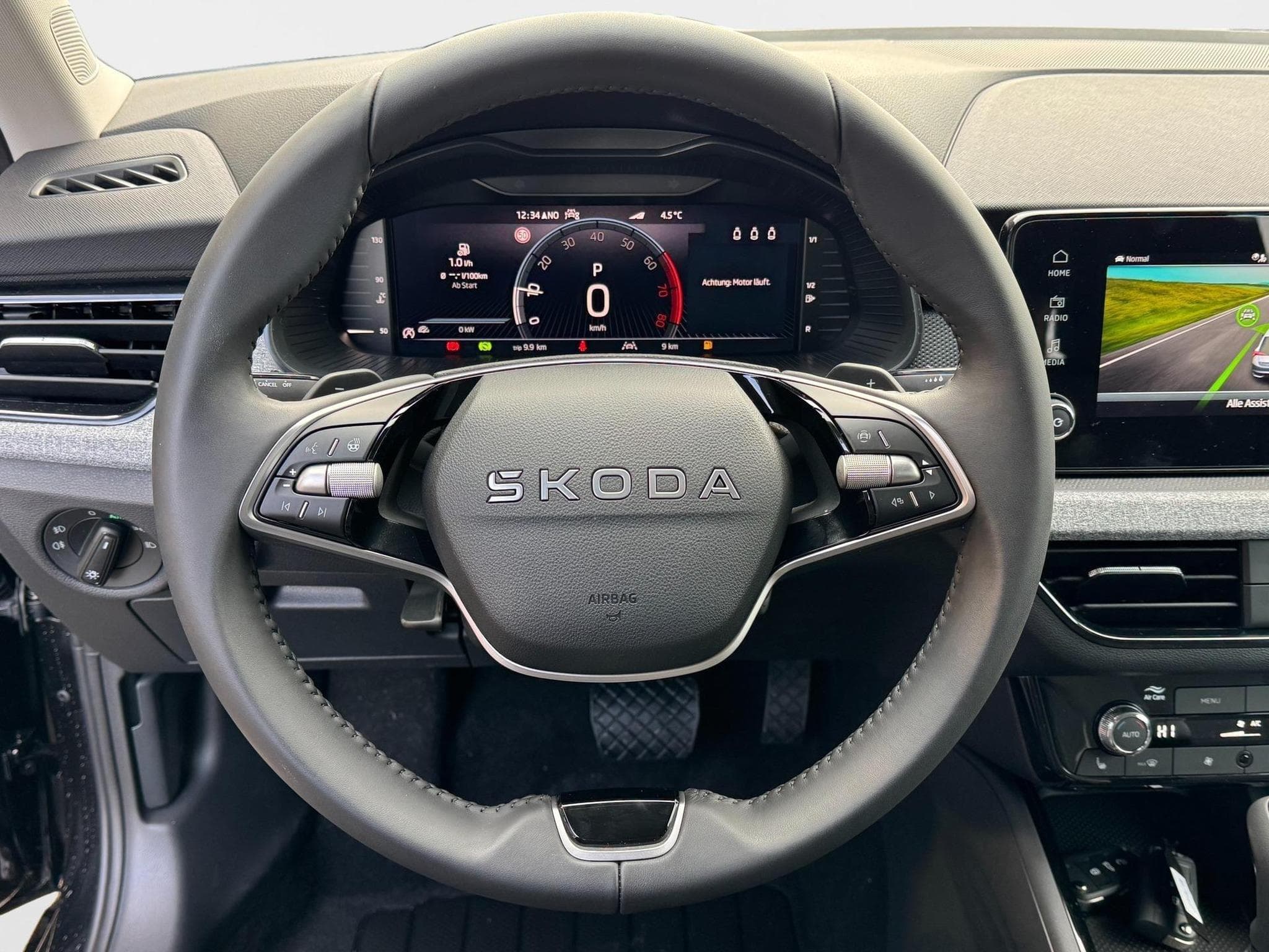 Skoda Scala 1,0 TSI DSG (2026) - Photo 12