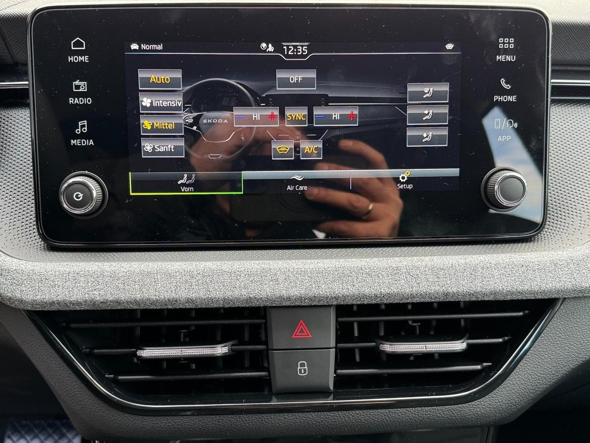 Skoda Scala 1,0 TSI DSG (2026) - Photo 15