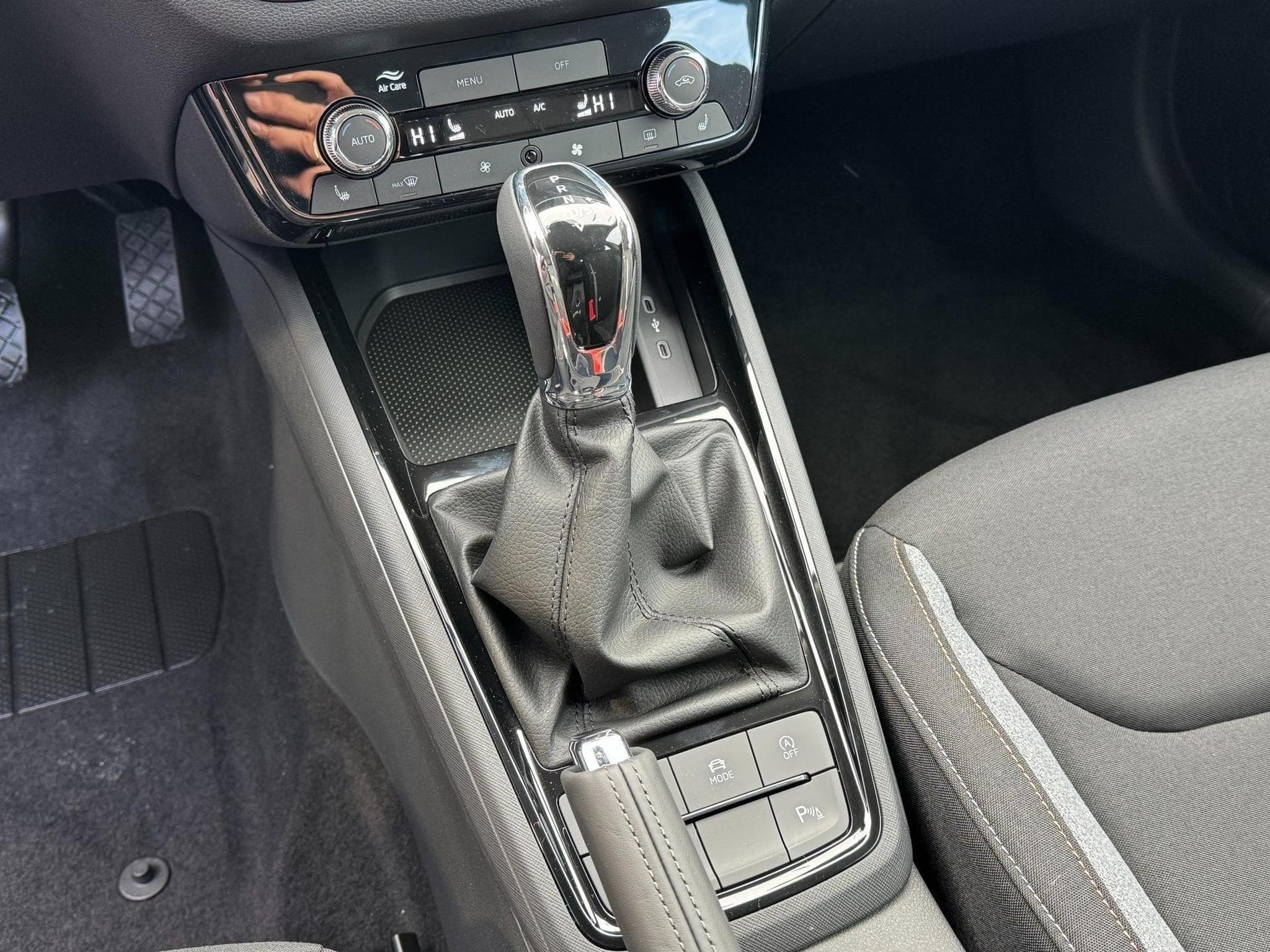Skoda Scala 1,0 TSI DSG (2026) - Photo 21