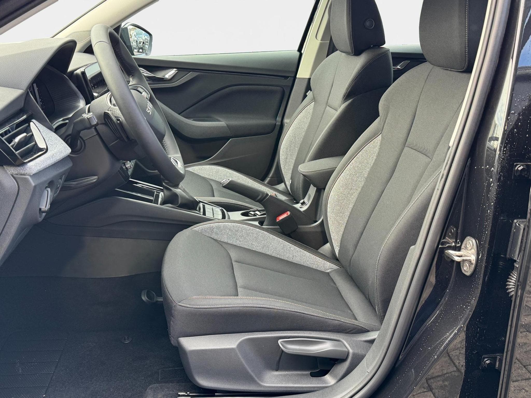 Skoda Scala 1,0 TSI DSG (2026) - Photo 25