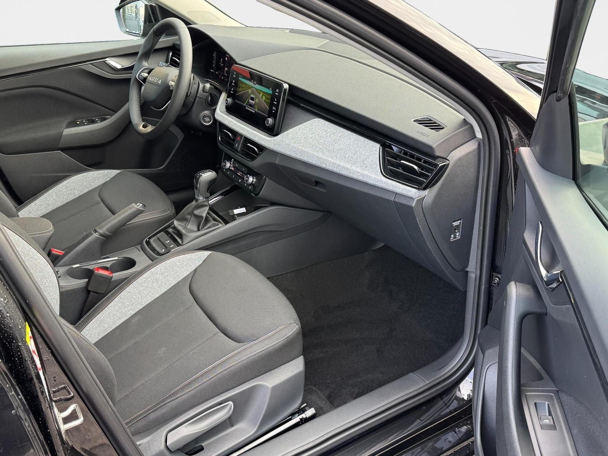 Skoda Scala 1,0 TSI DSG (2026) - Photo 9