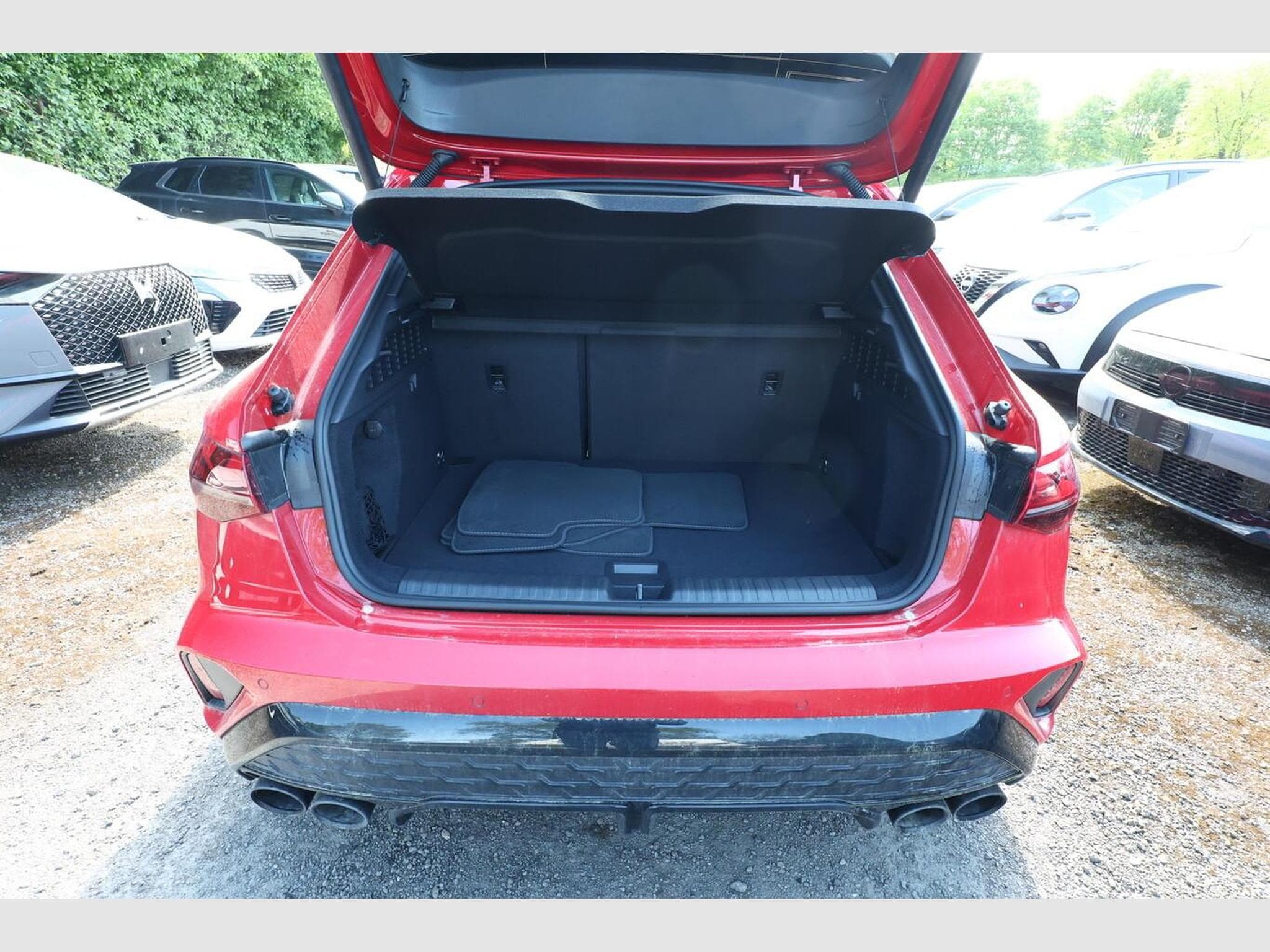 Audi S3 Sportback Matrix Nav (2026) - Photo 11