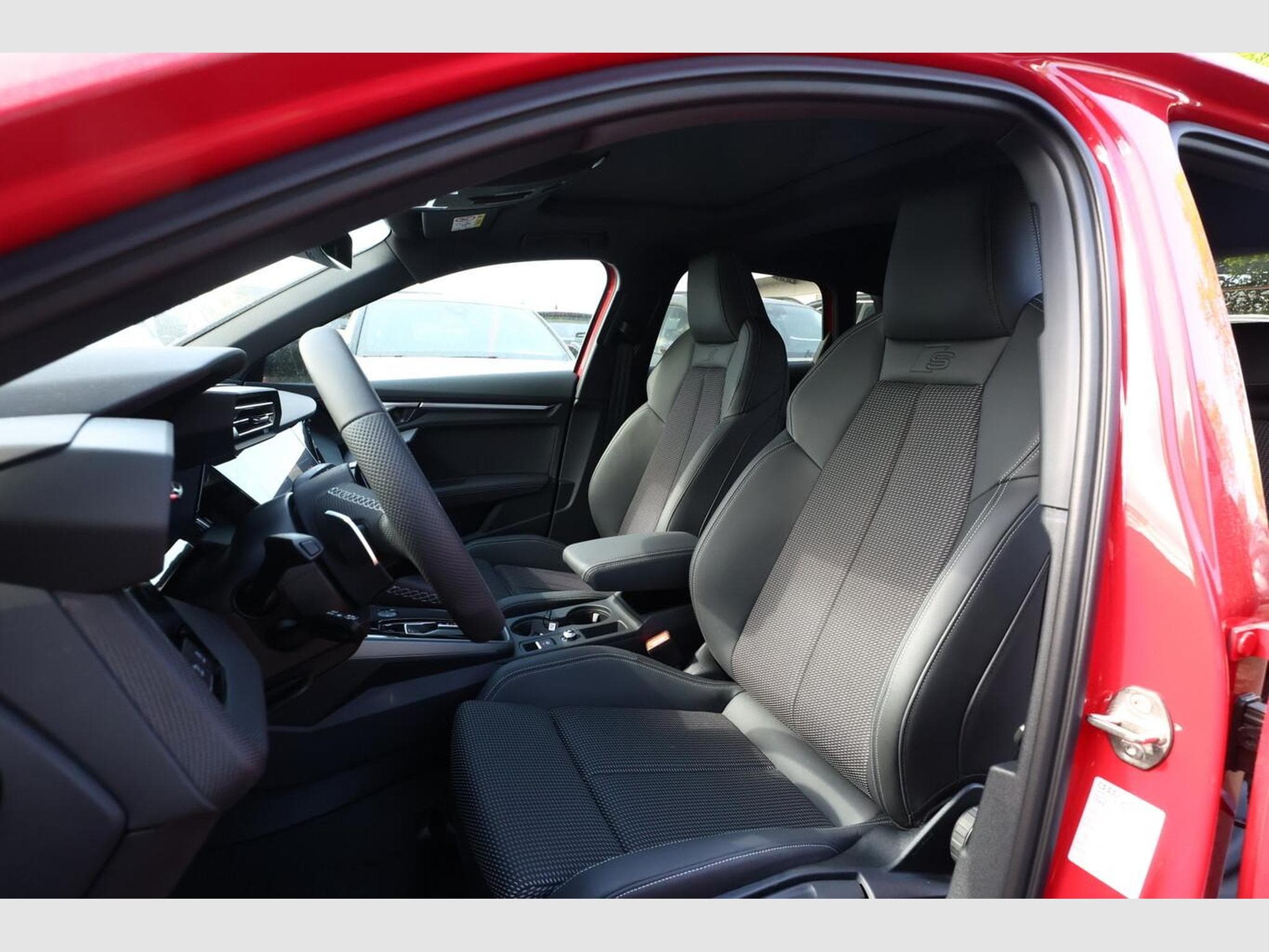 Audi S3 Sportback Matrix Nav (2026) - Photo 6