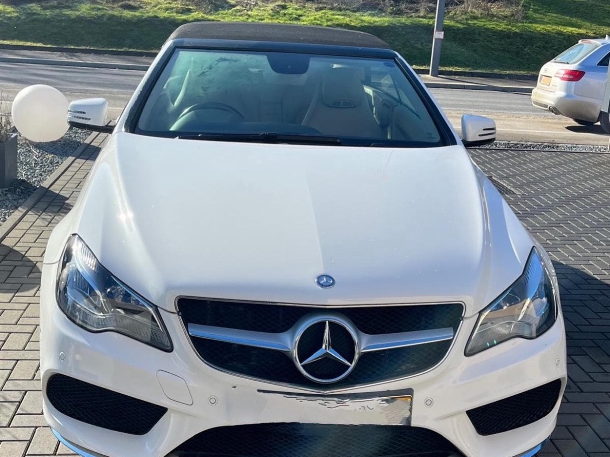 Mercedes E 220 Convertible (2014) - Photo 1