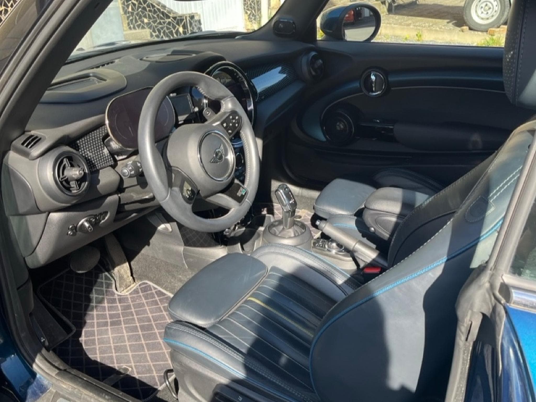 Mini Cooper Side Walk Edition (2022) - Photo 5