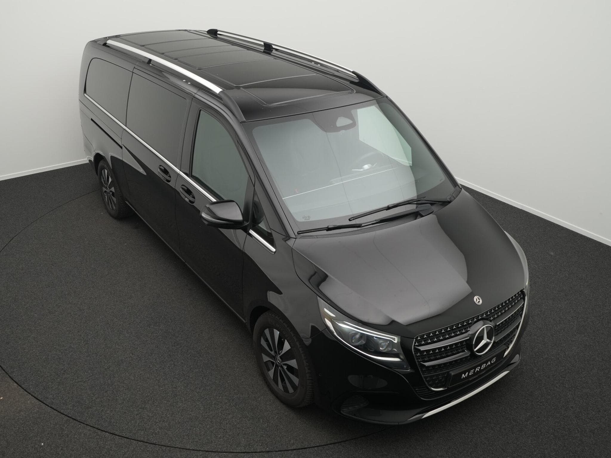 Mercedes V d RWD Avantgarde extralang (2024) - Photo 10